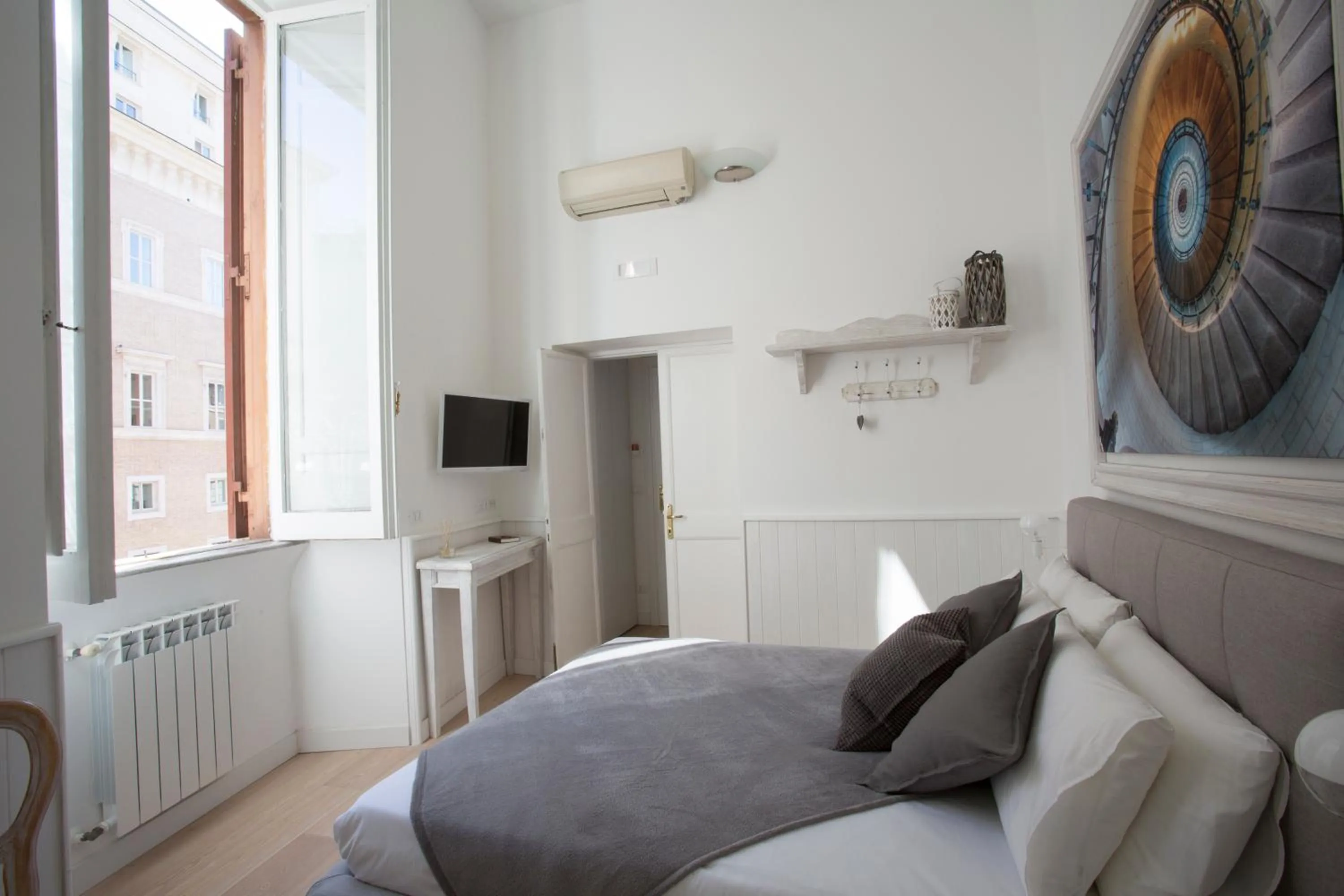 Photo of the whole room in Primo Piano Suites