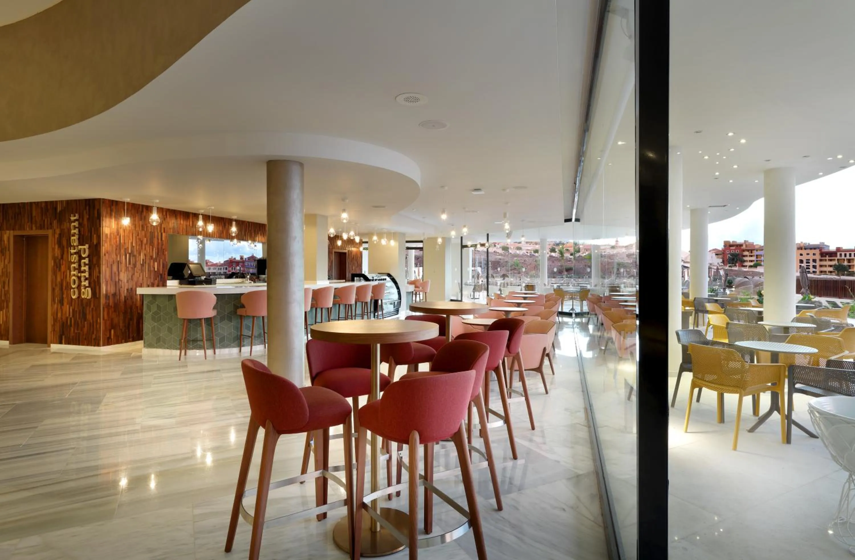 Lounge or bar in Hard Rock Hotel Tenerife