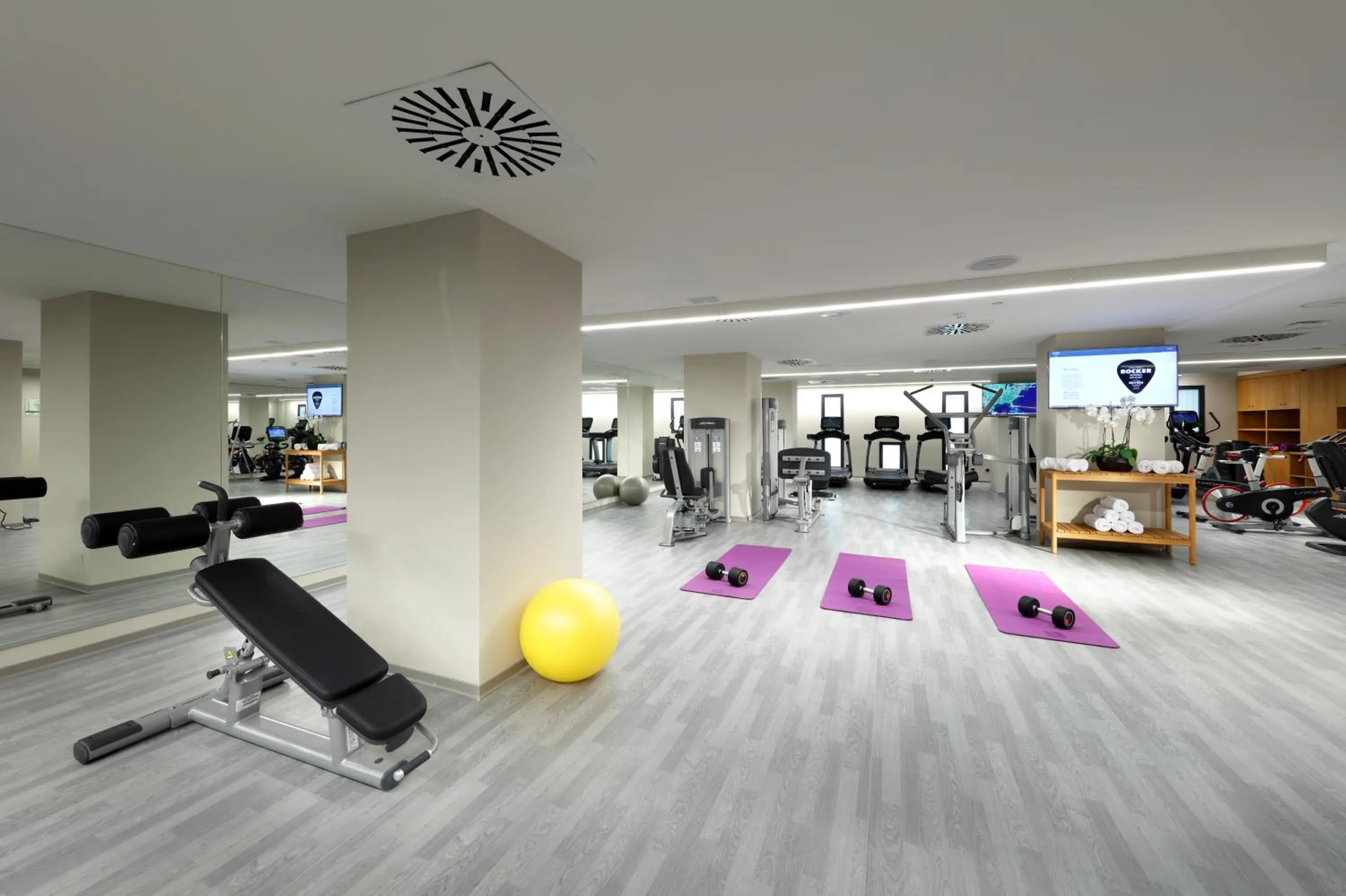 Fitness centre/facilities in Hard Rock Hotel Tenerife