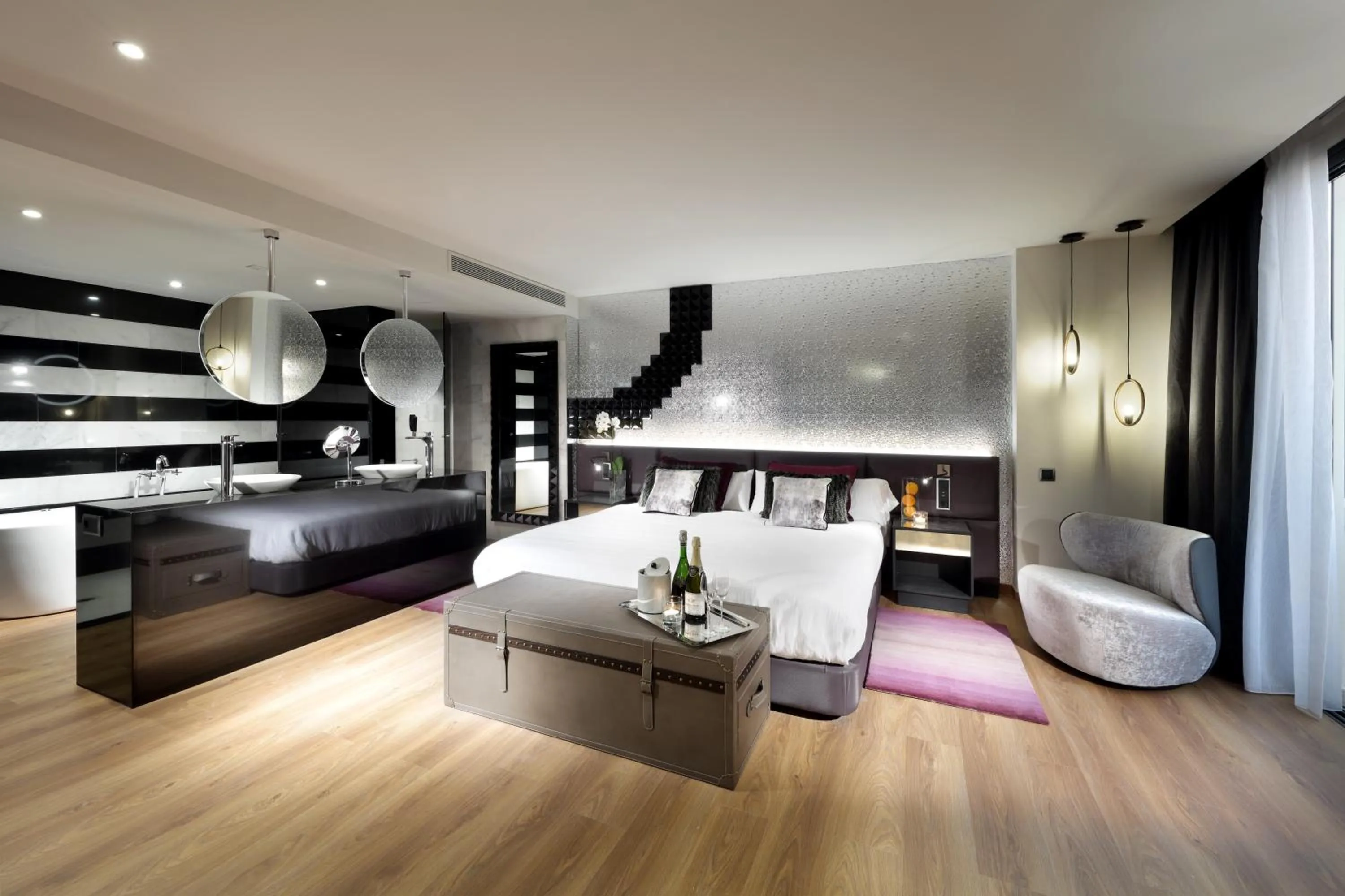 Photo of the whole room, Bed in Hard Rock Hotel Tenerife