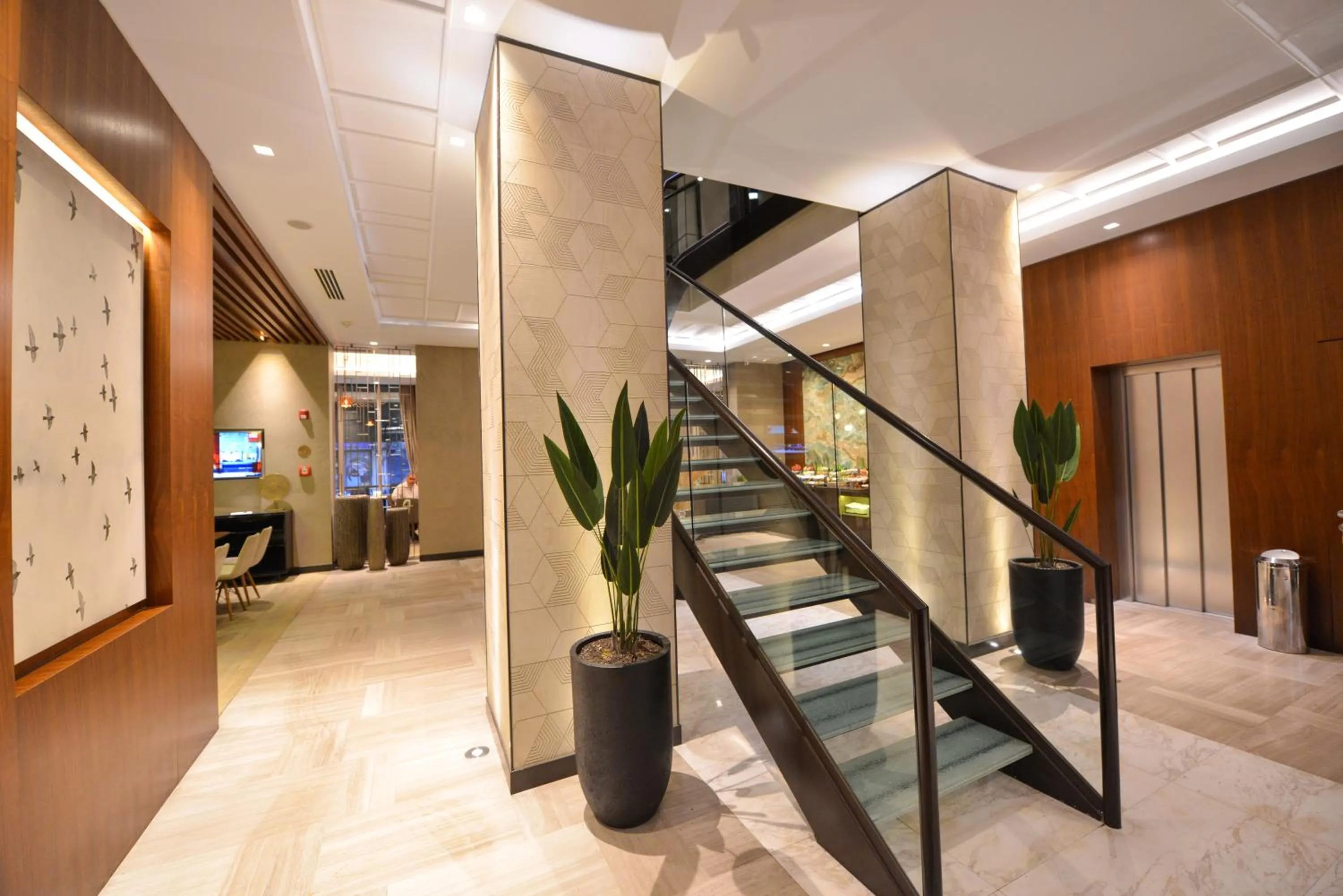 Facade/entrance in Waxwing Hotel