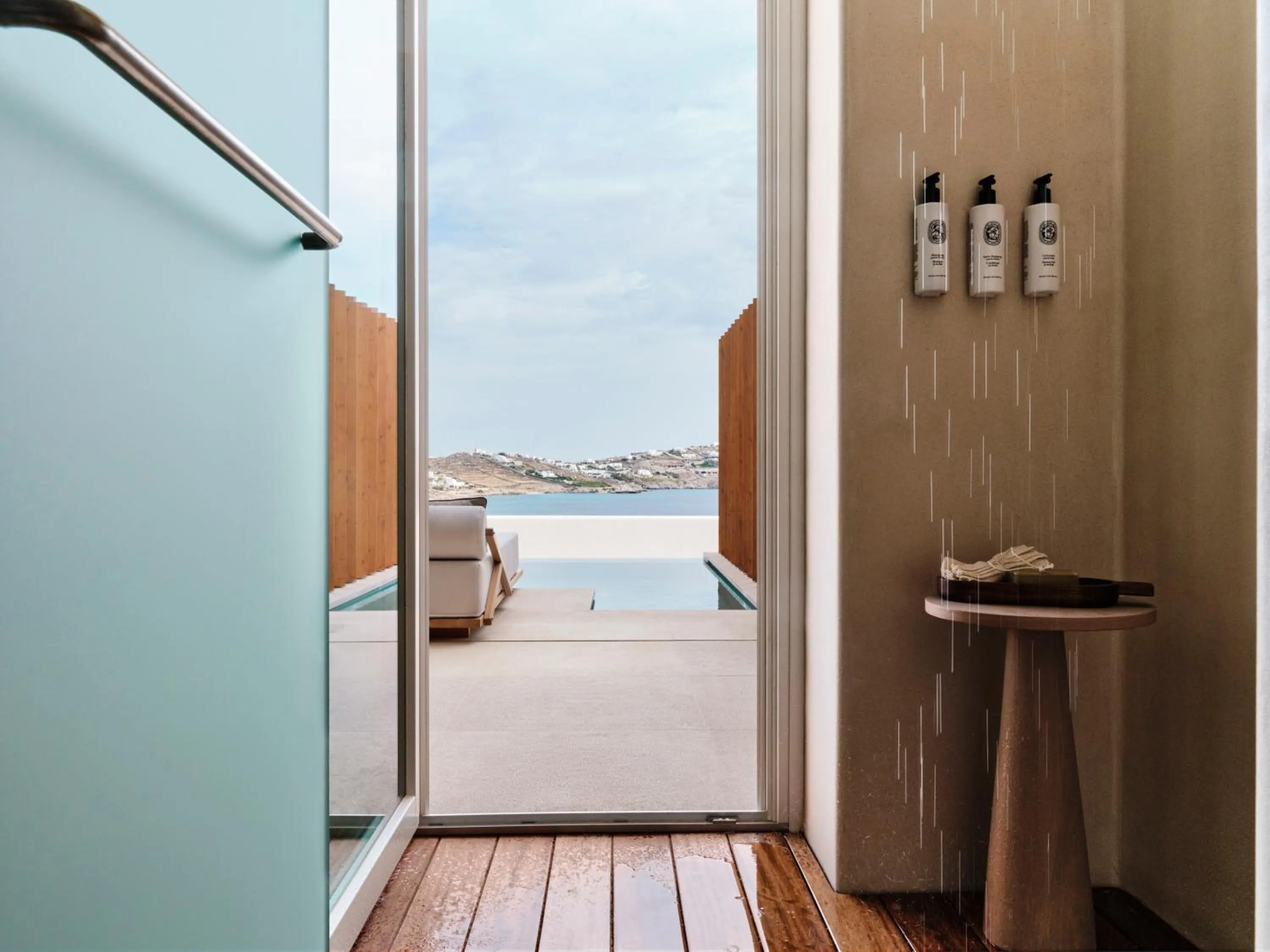 The Coast Grand Two Bedroom Suite with Pool in The Coast Bill&Coo-The Leading Hotels of the World