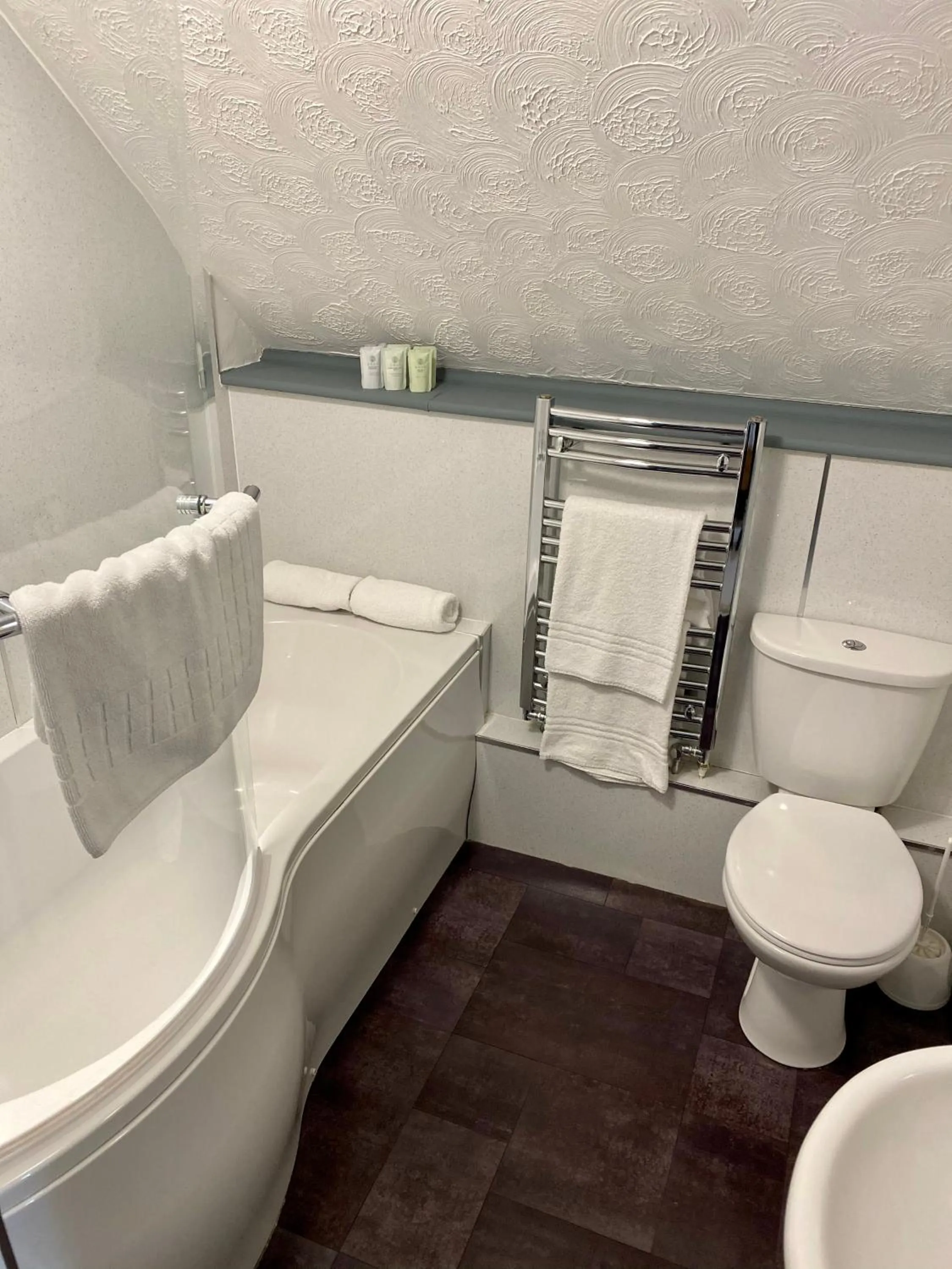 Bathroom in The Lion at West Pennard