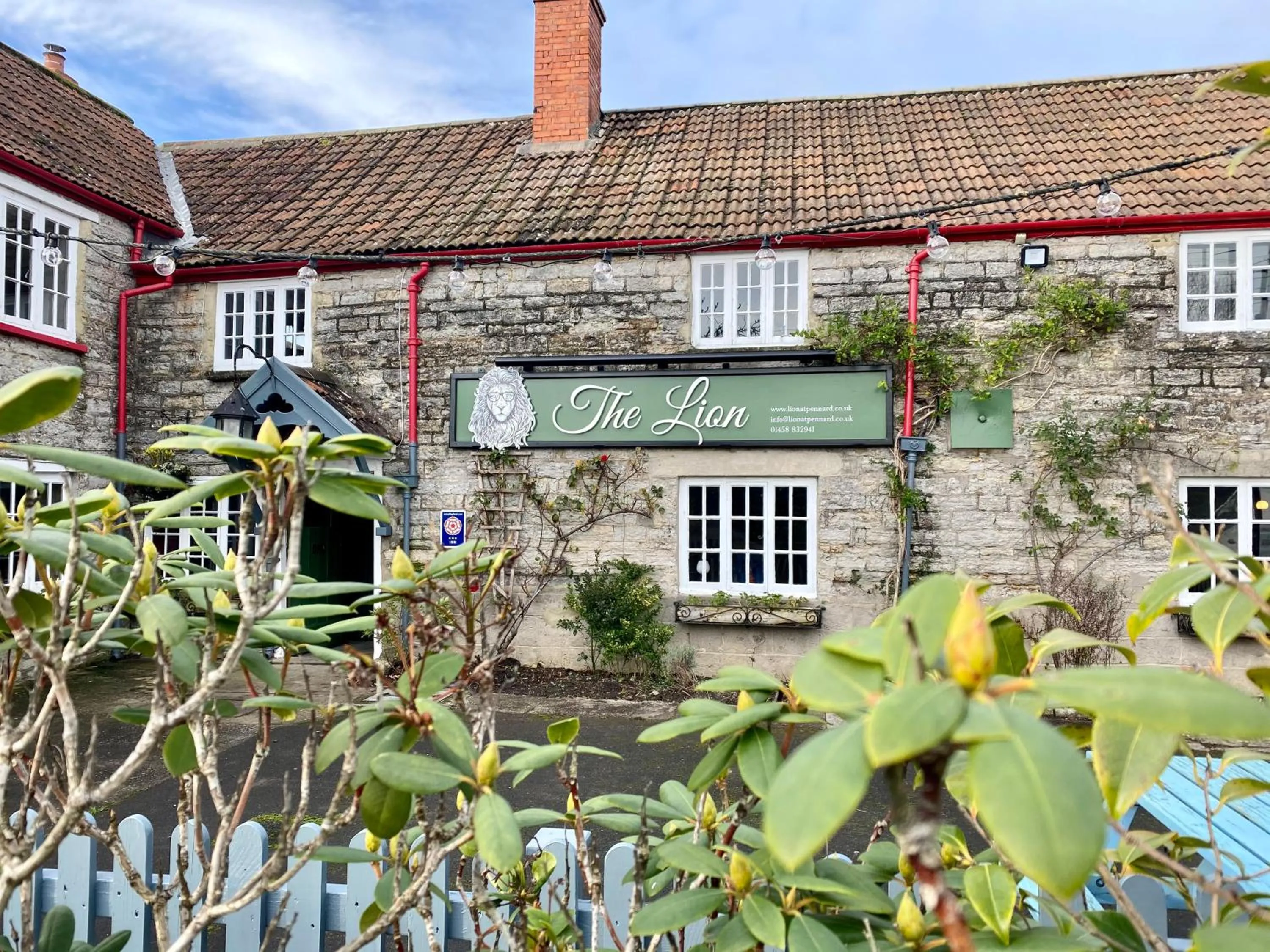 Property building in The Lion at West Pennard