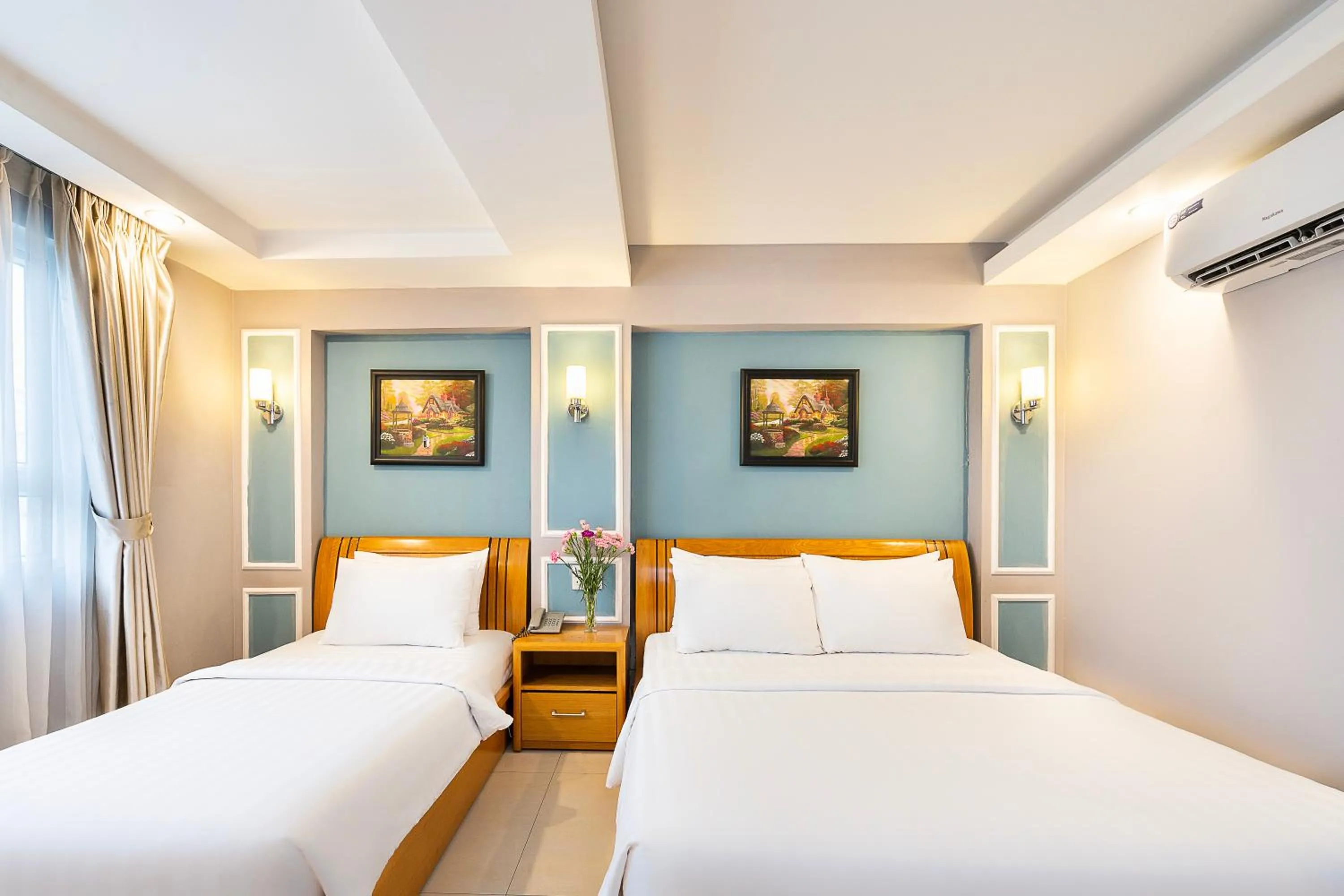 Photo of the whole room, Bed in Lucky Star Hotel 146 Nguyen Trai