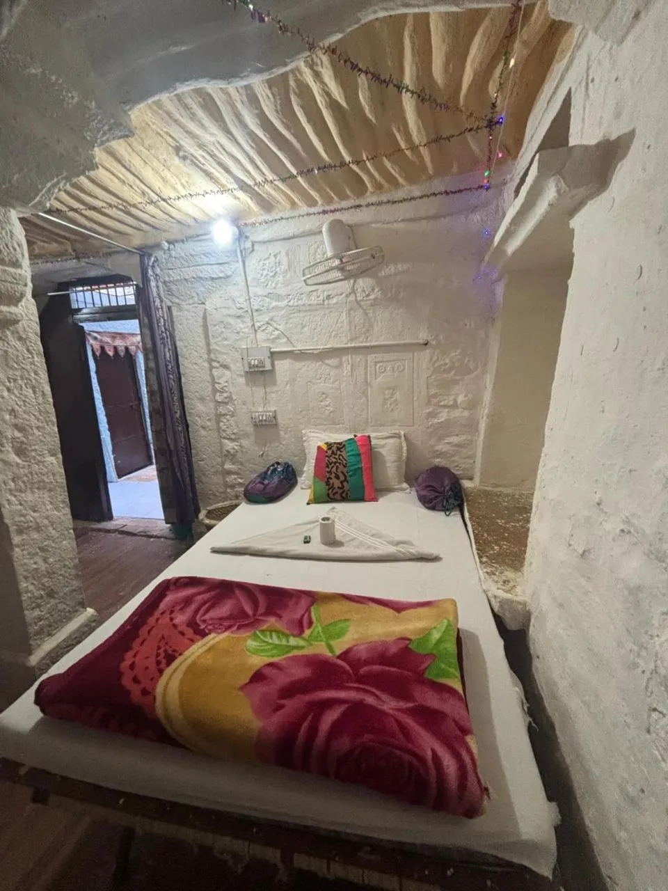 Bed in Shiva Guest House