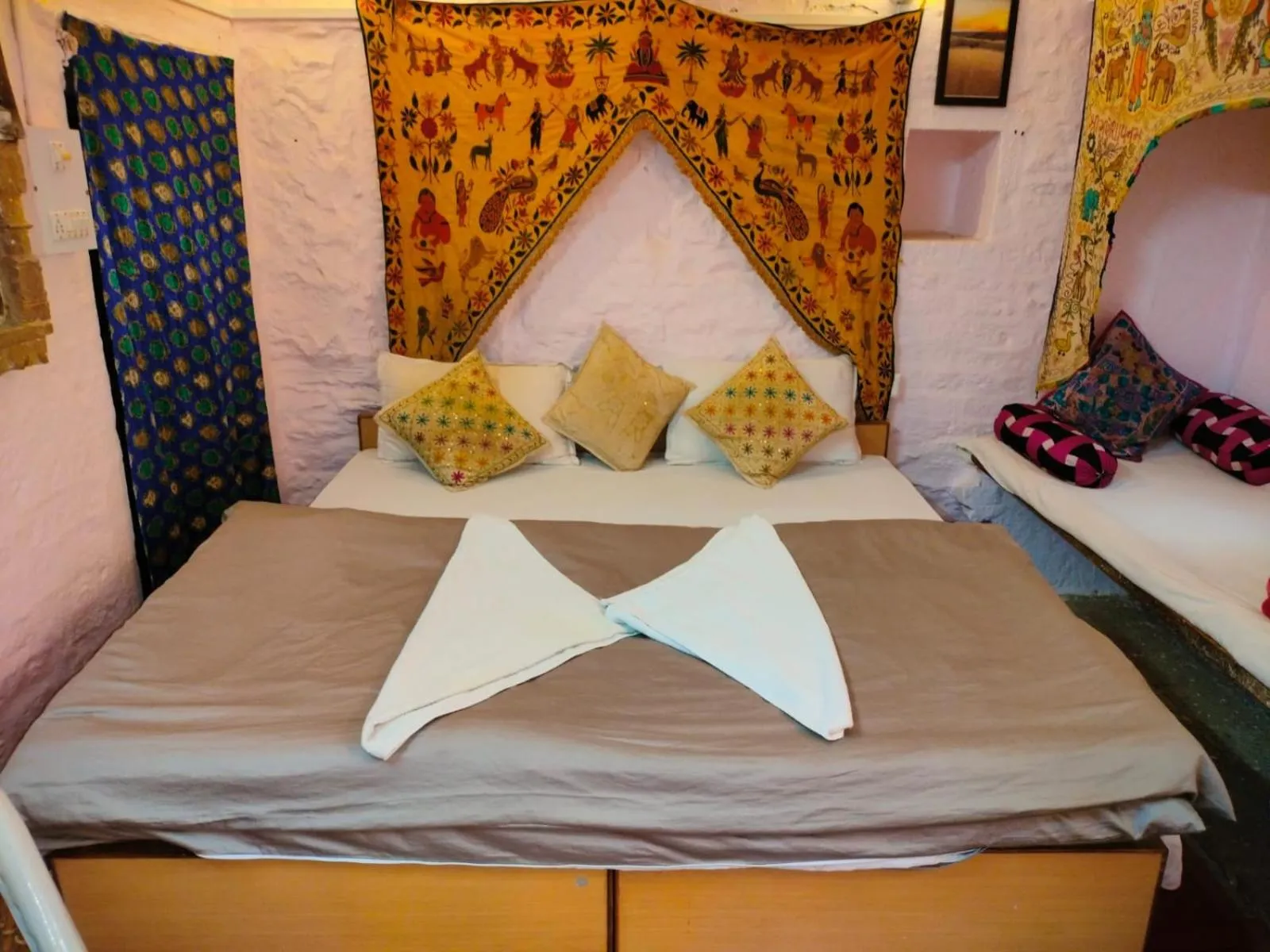 Bed in Shiva Guest House