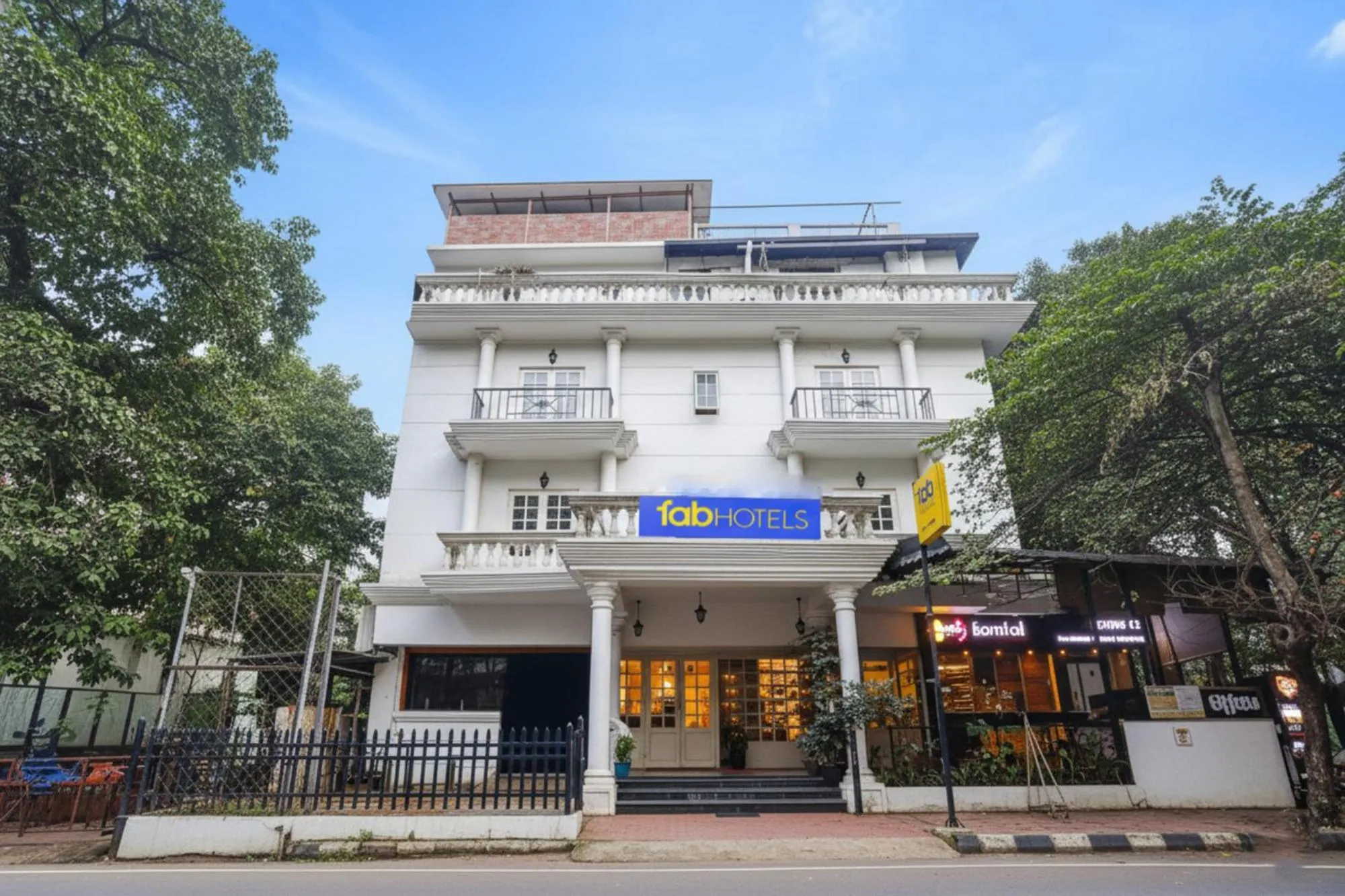 Property building in FabHotel Park Inn - Indiranagar