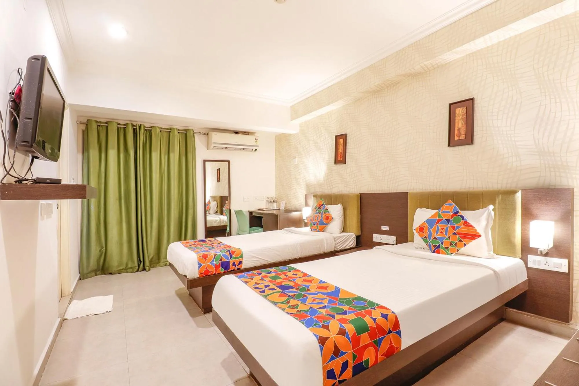 Bed in FabHotel Park Inn - Indiranagar
