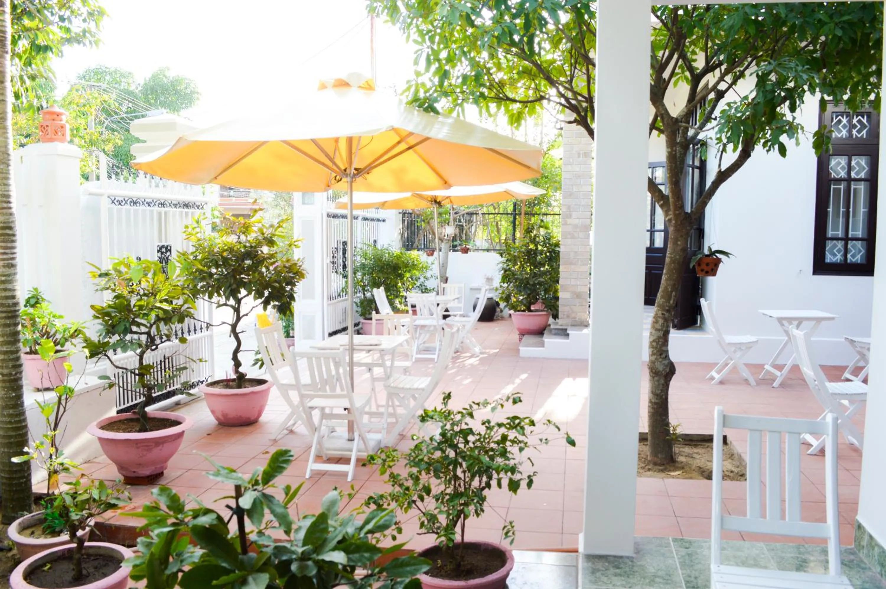Day, Restaurant/Places to Eat in HaLo HomeStay