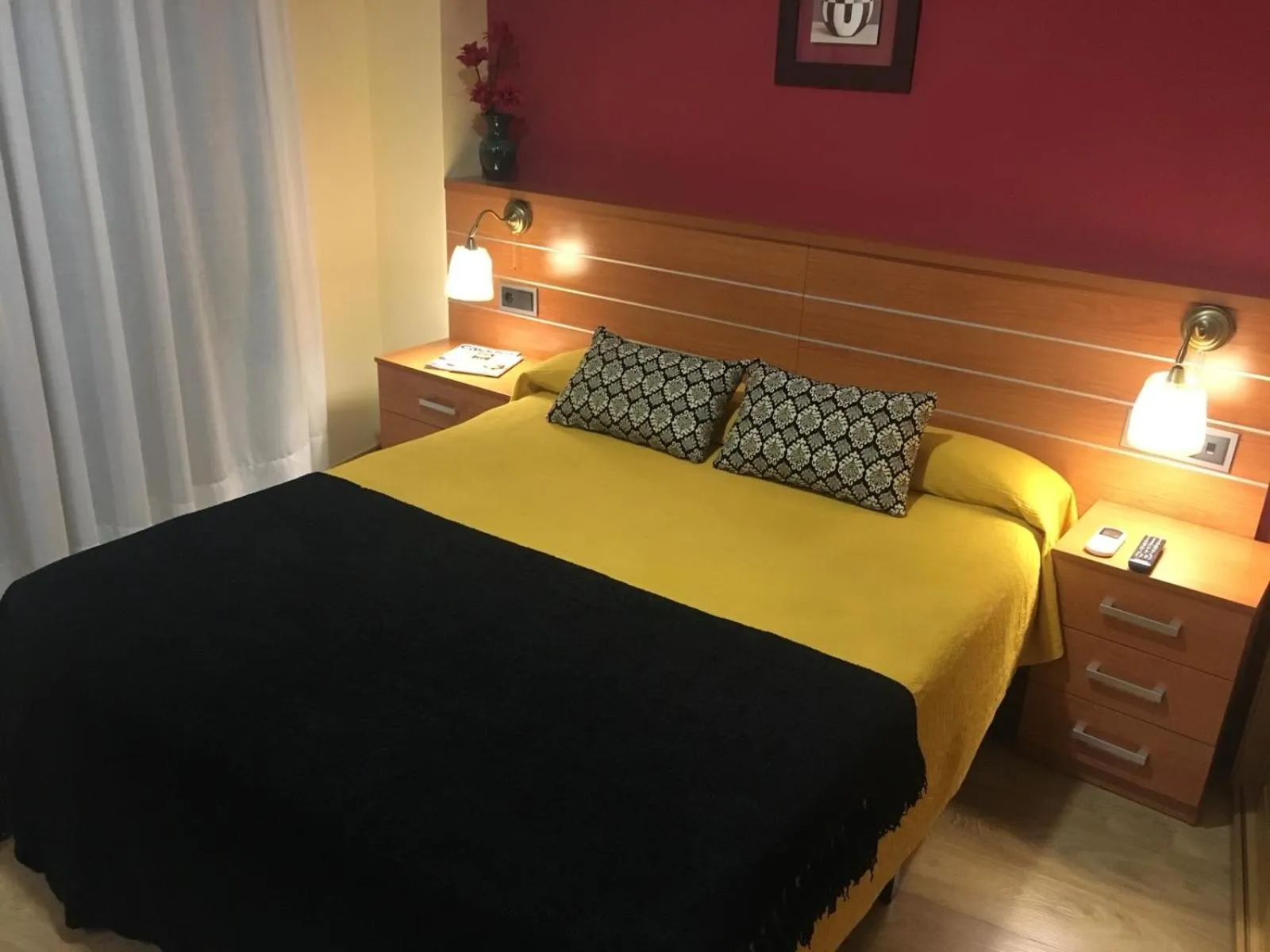 Bedroom, Bed in Hostal Doña Juana