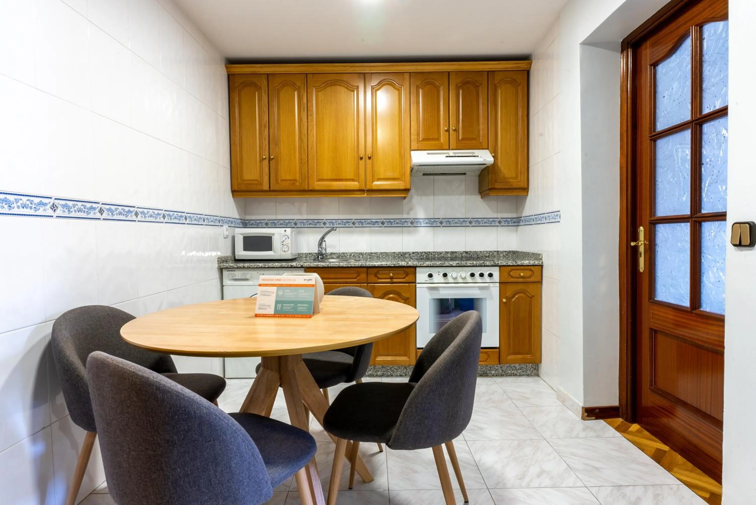 Kitchen or kitchenette in Smartr Madrid Chueca