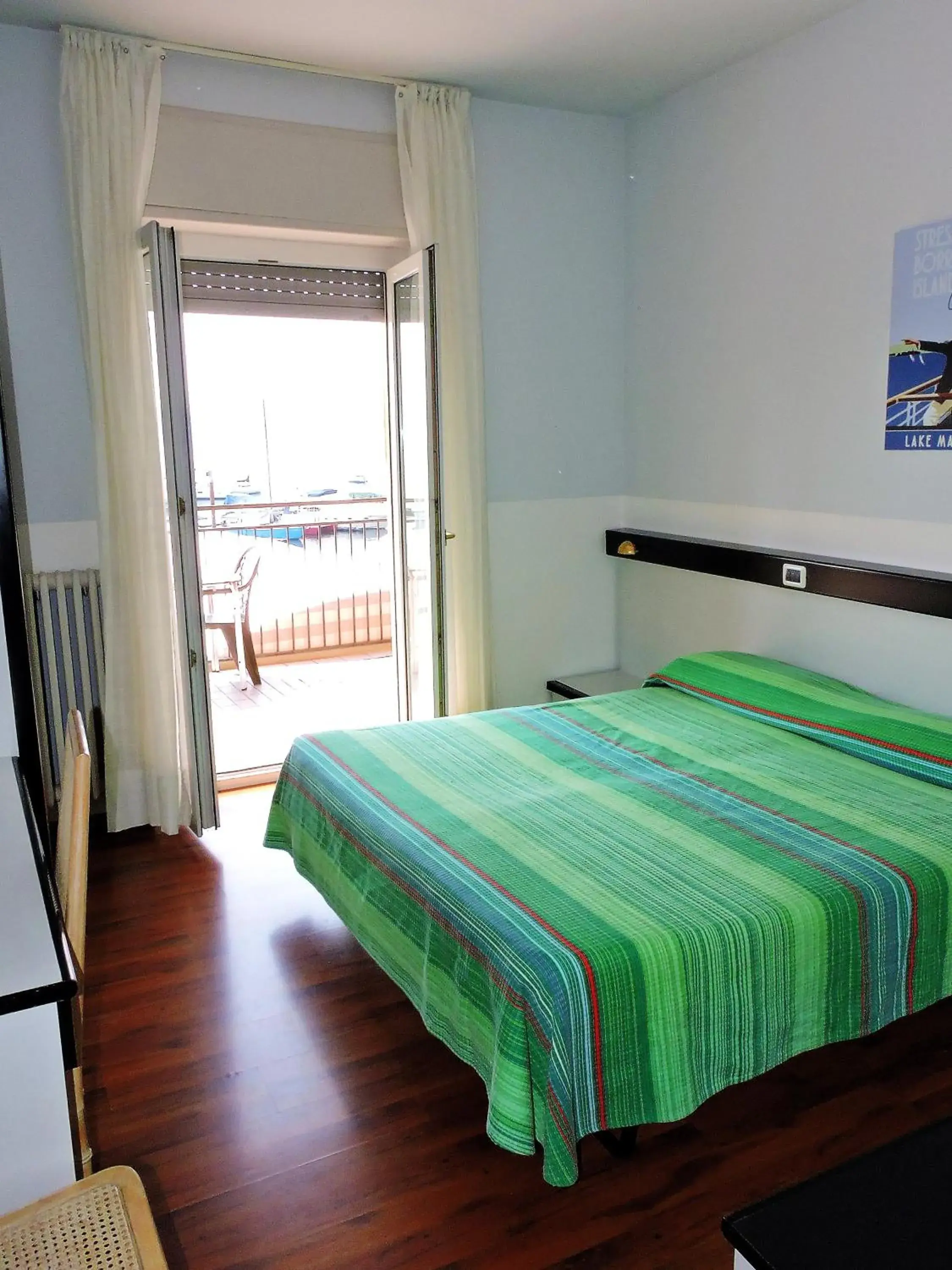 Double Room with Lake View in Hotel Capri Double Room with Lake View in Hotel Capri