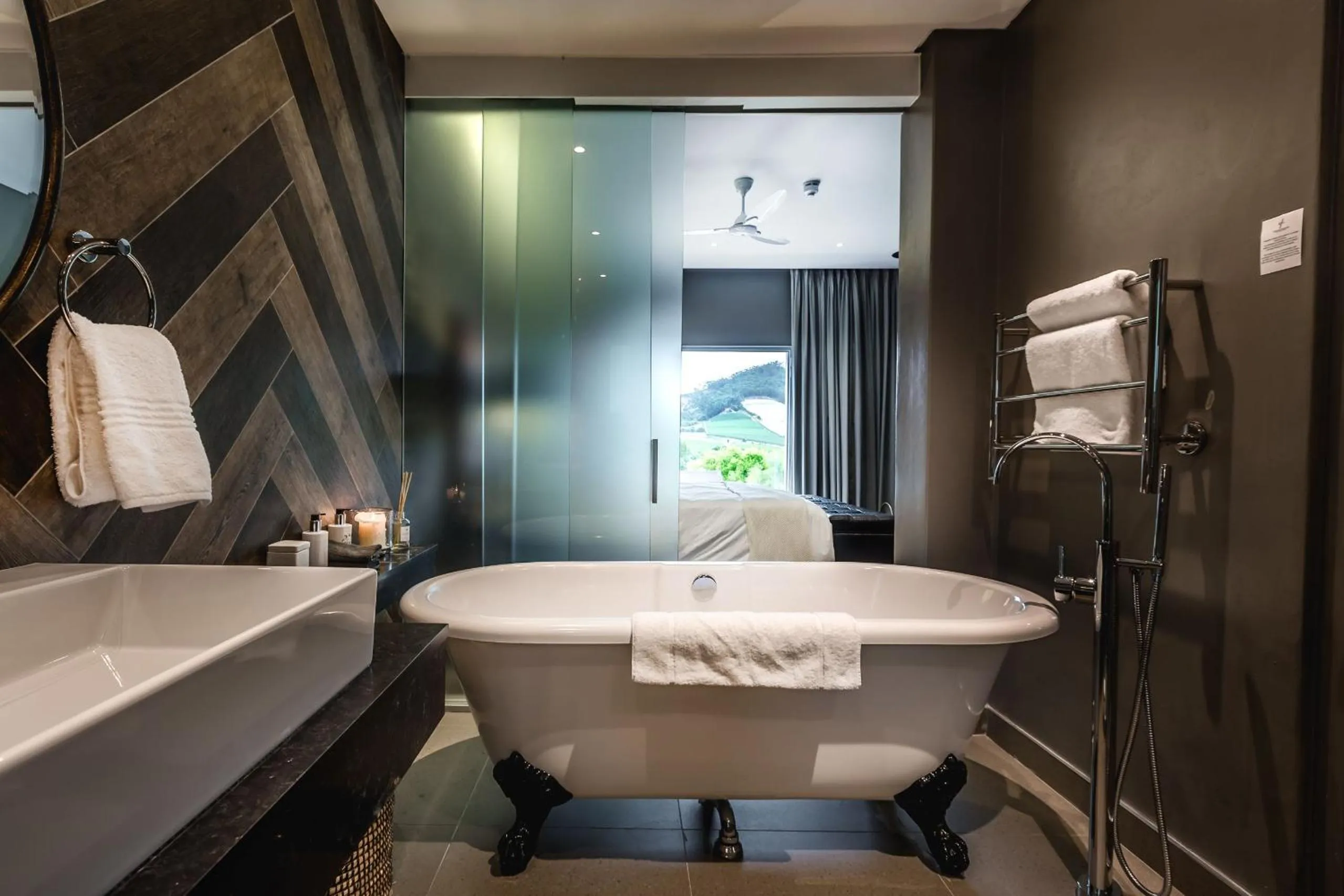 Bathroom in Franschhoek Boutique Hotel - Lion Roars Hotels & Lodges