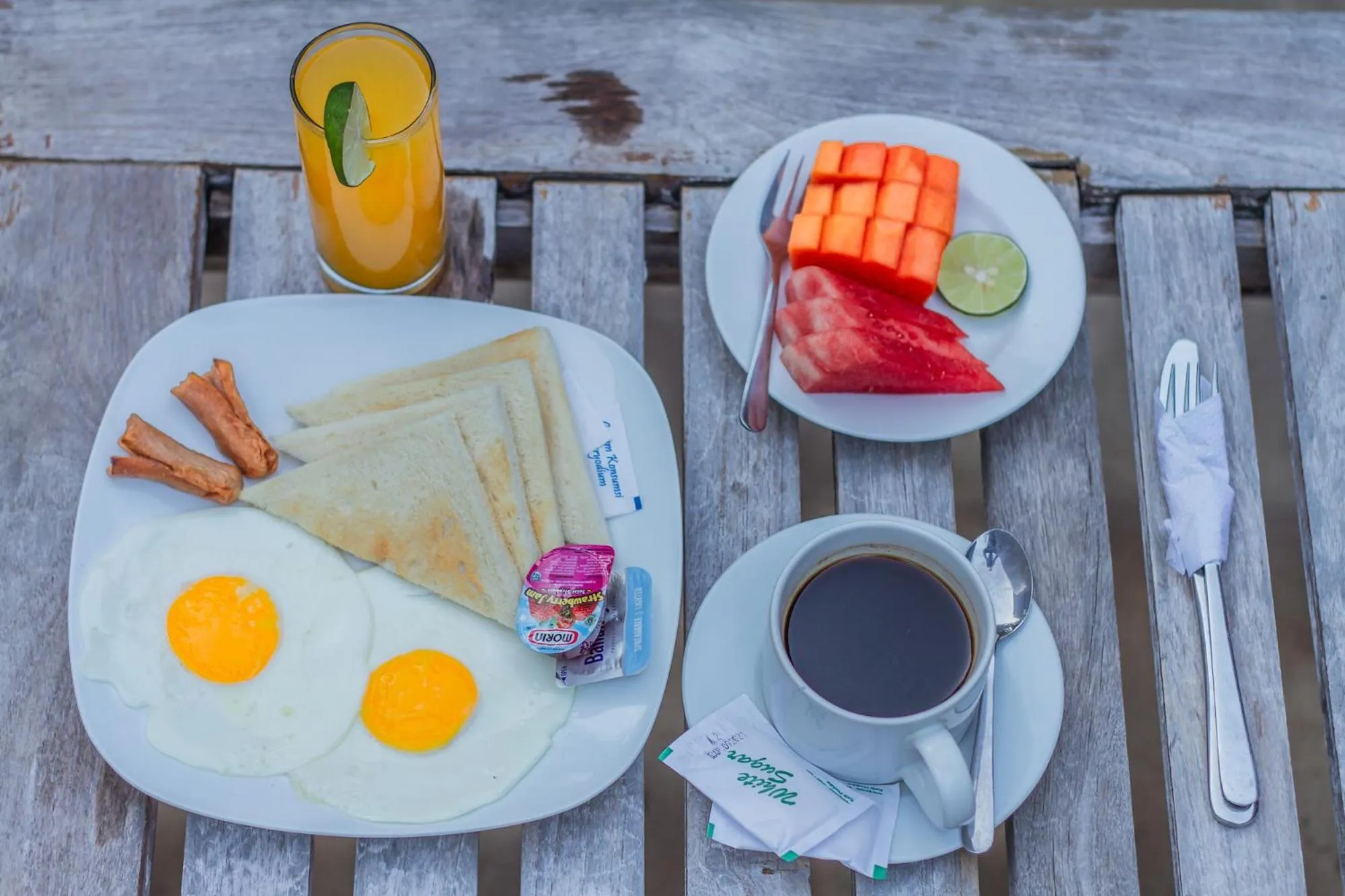 Coffee/tea facilities in Sadana Bali Guesthouse