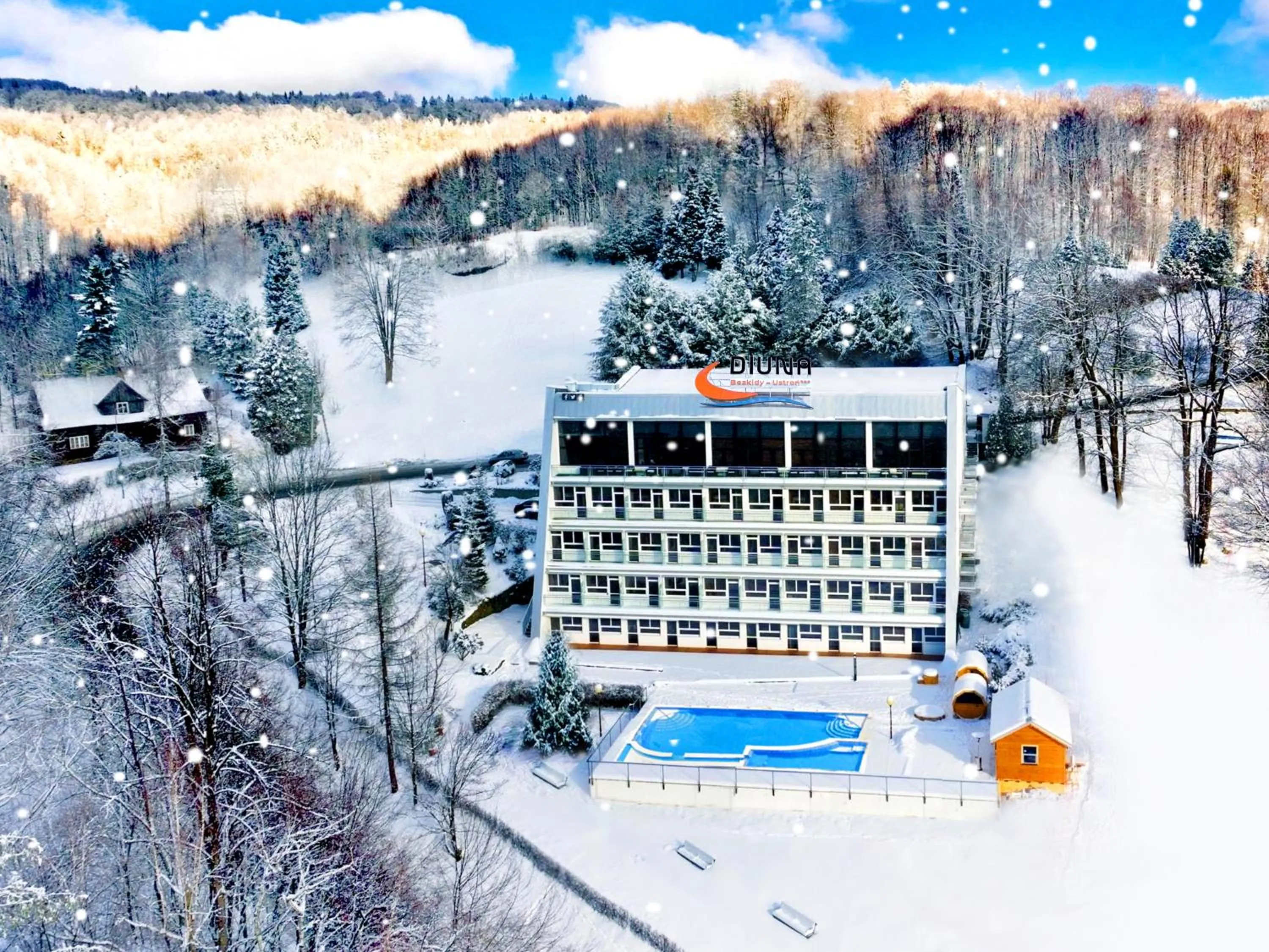 Property building in Diuna Beskidy Ustroń - dawny Kolejarz