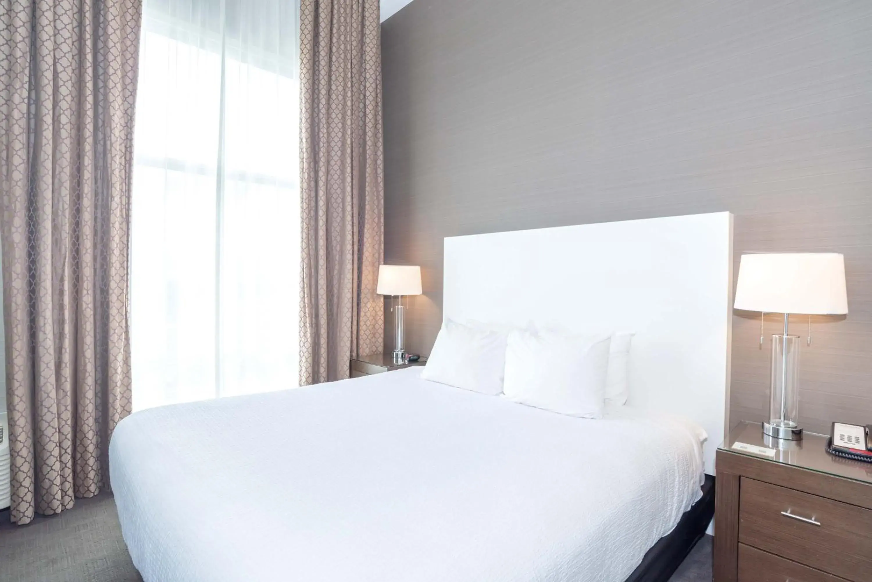 Family Suite, 1 King Bed, Bunk Beds, Kitchenette in Sandman Hotel Abbotsford Airport Family Suite, 1 King Bed, Bunk Beds, Kitchenette in Sandman Hotel Abbotsford Airport