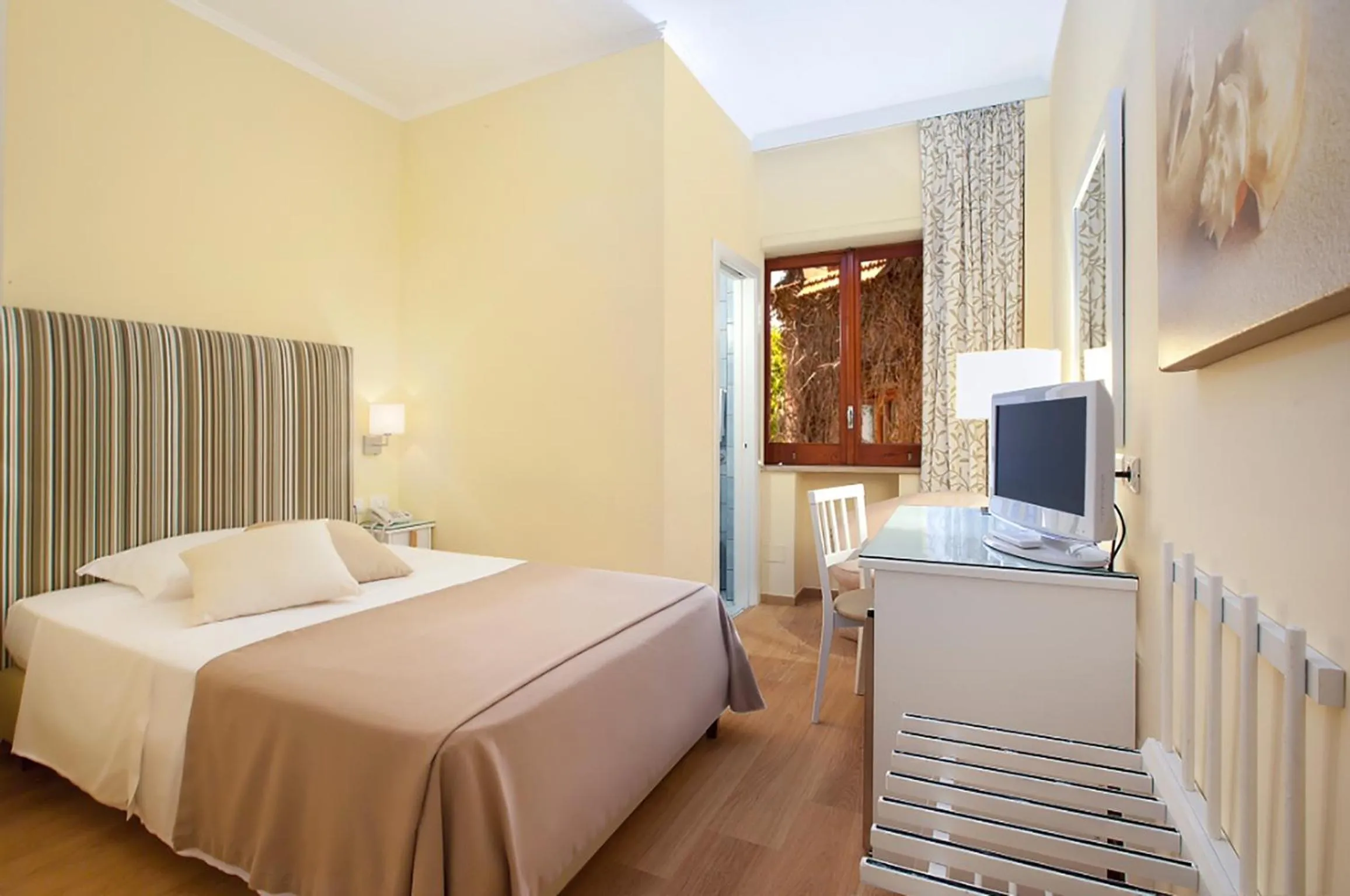 Photo of the whole room, Bed in Boutique Hotel Regina