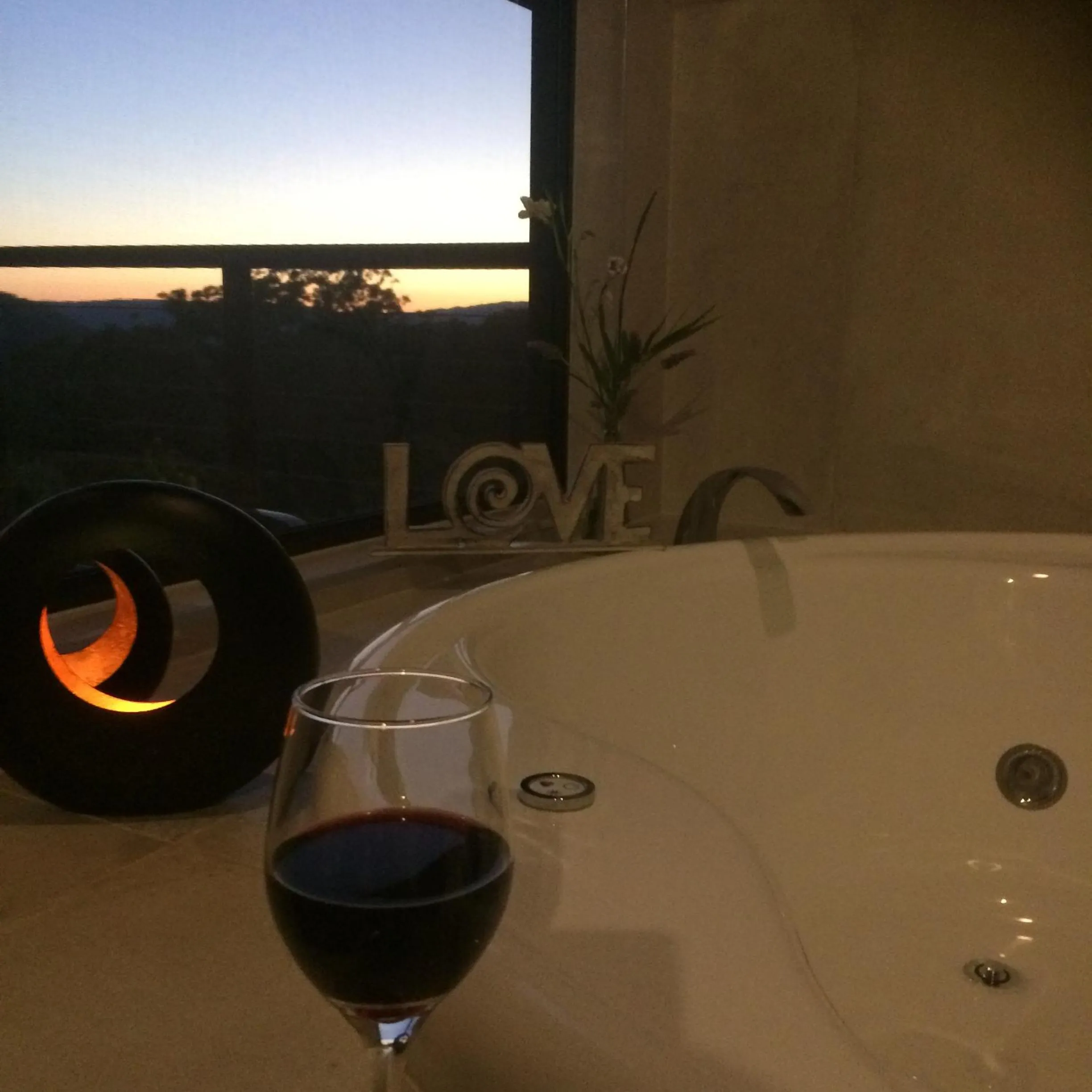 Decorative detail in Blue Summit Cottages