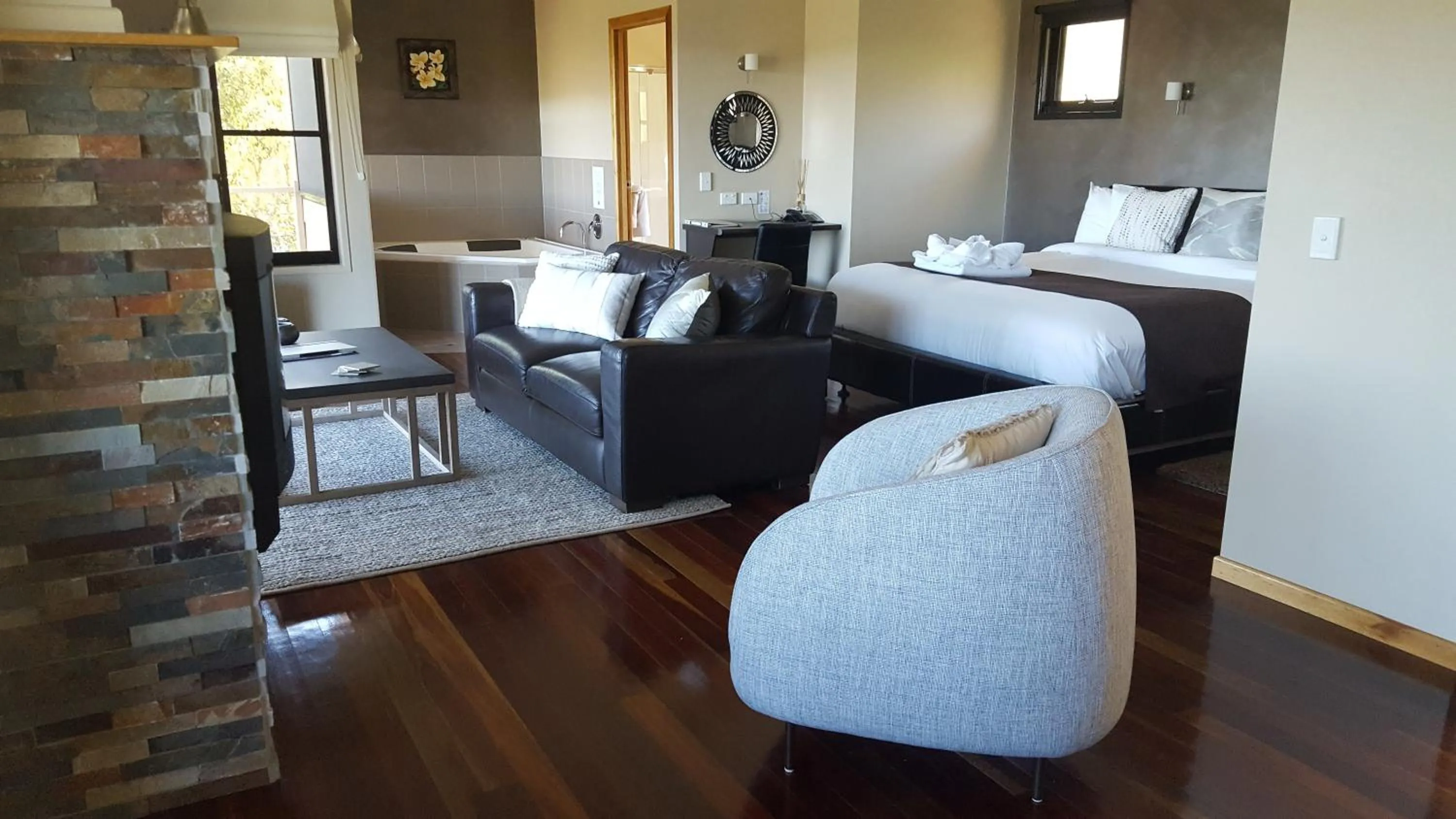 Bed in Blue Summit Cottages