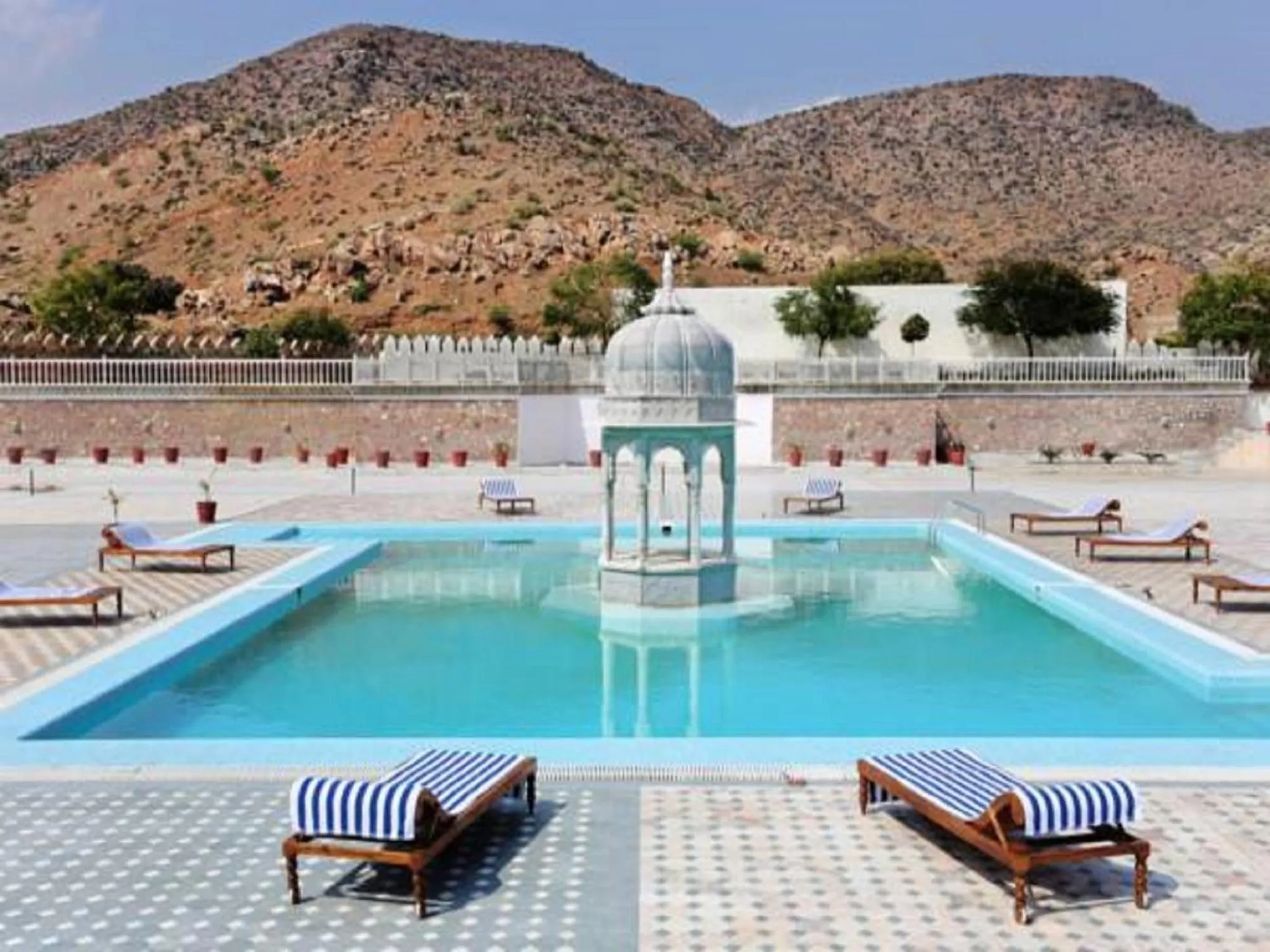 Swimming pool in Pratap Mahal Pushkar IHCL SeleQtion