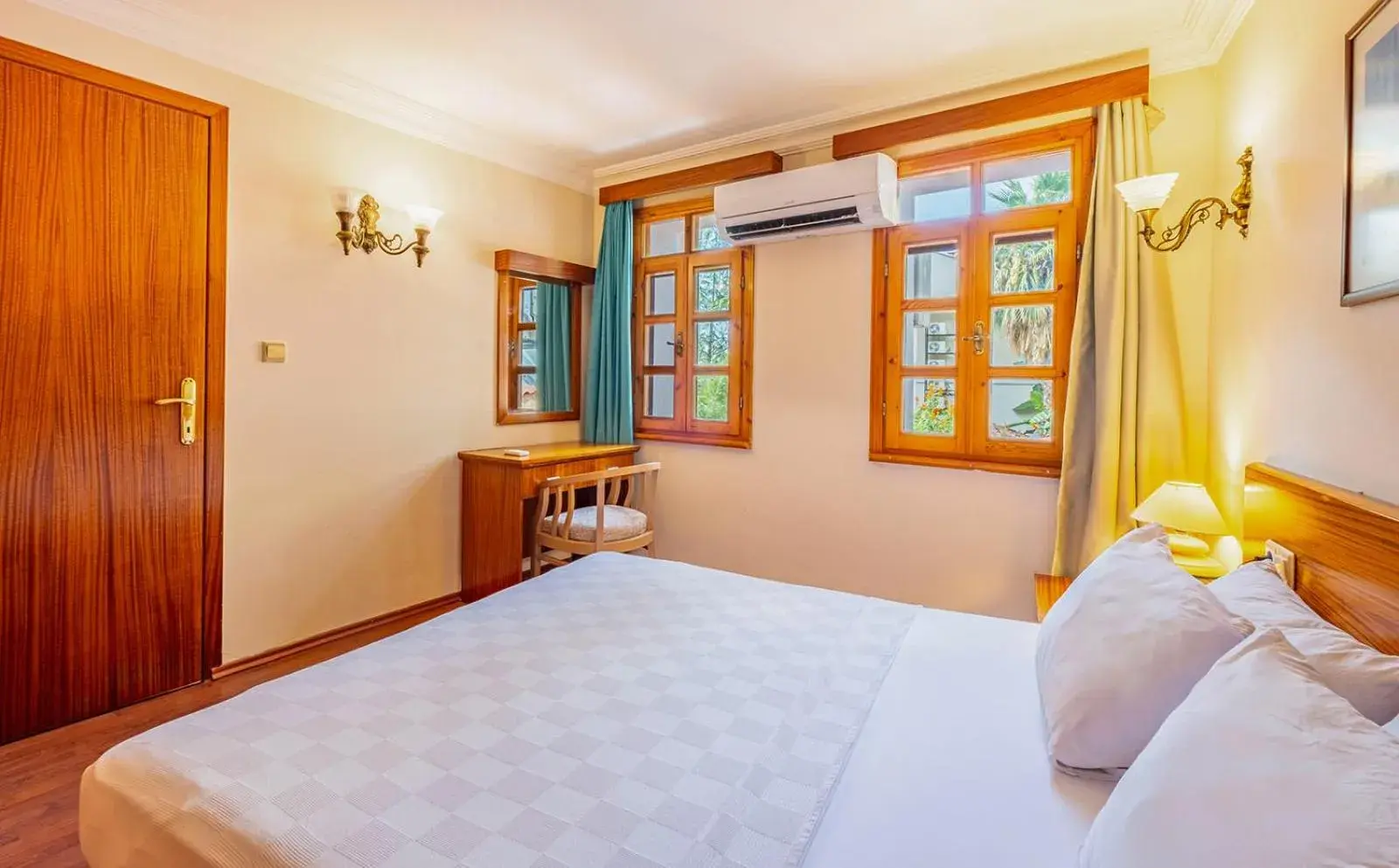 Family Room in Perdikia Beach Family Room in Perdikia Beach