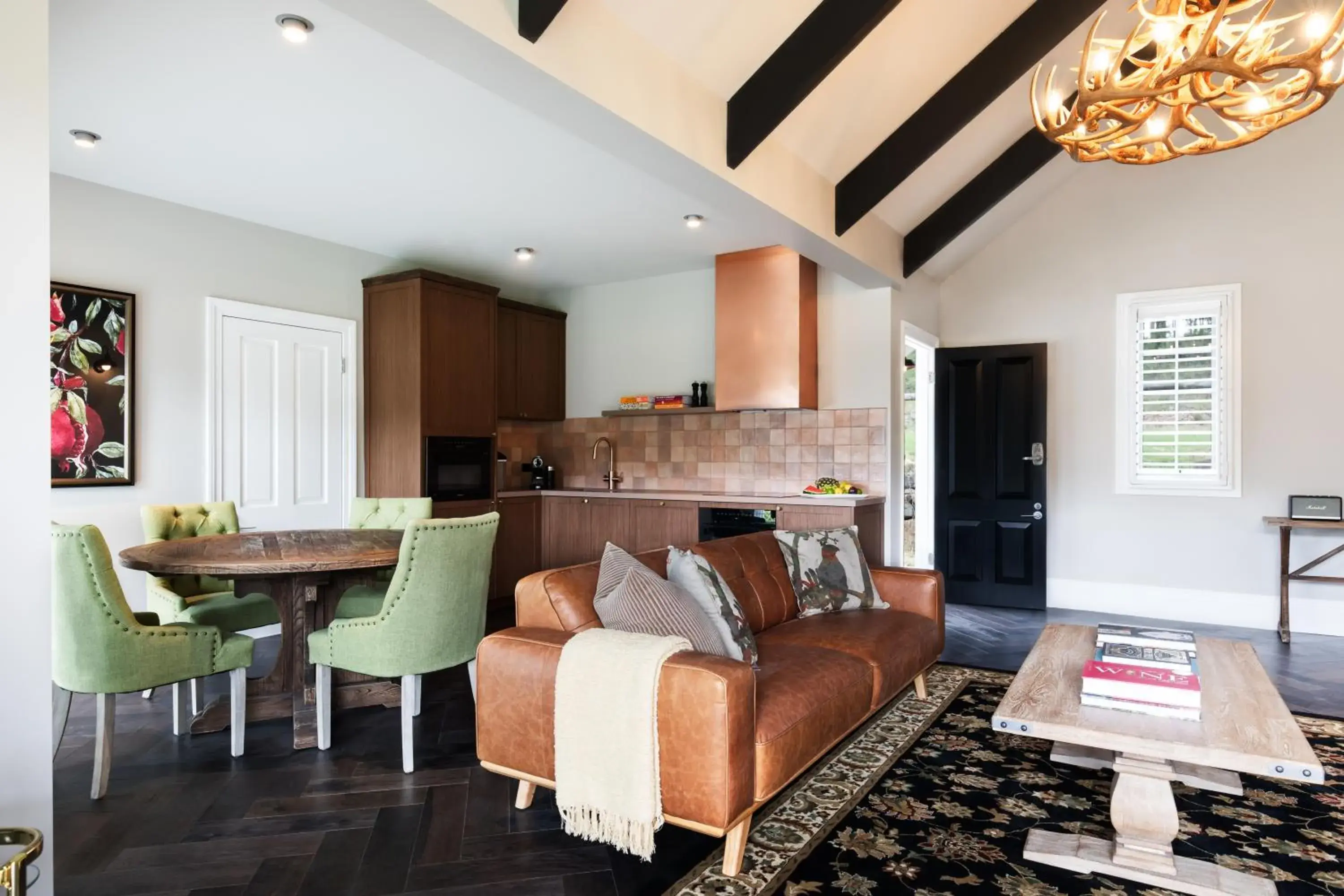 Grand King Spa Villa in Brokenback Views Country Estate Hunter Valley Grand King Spa Villa in Brokenback Views Country Estate Hunter Valley