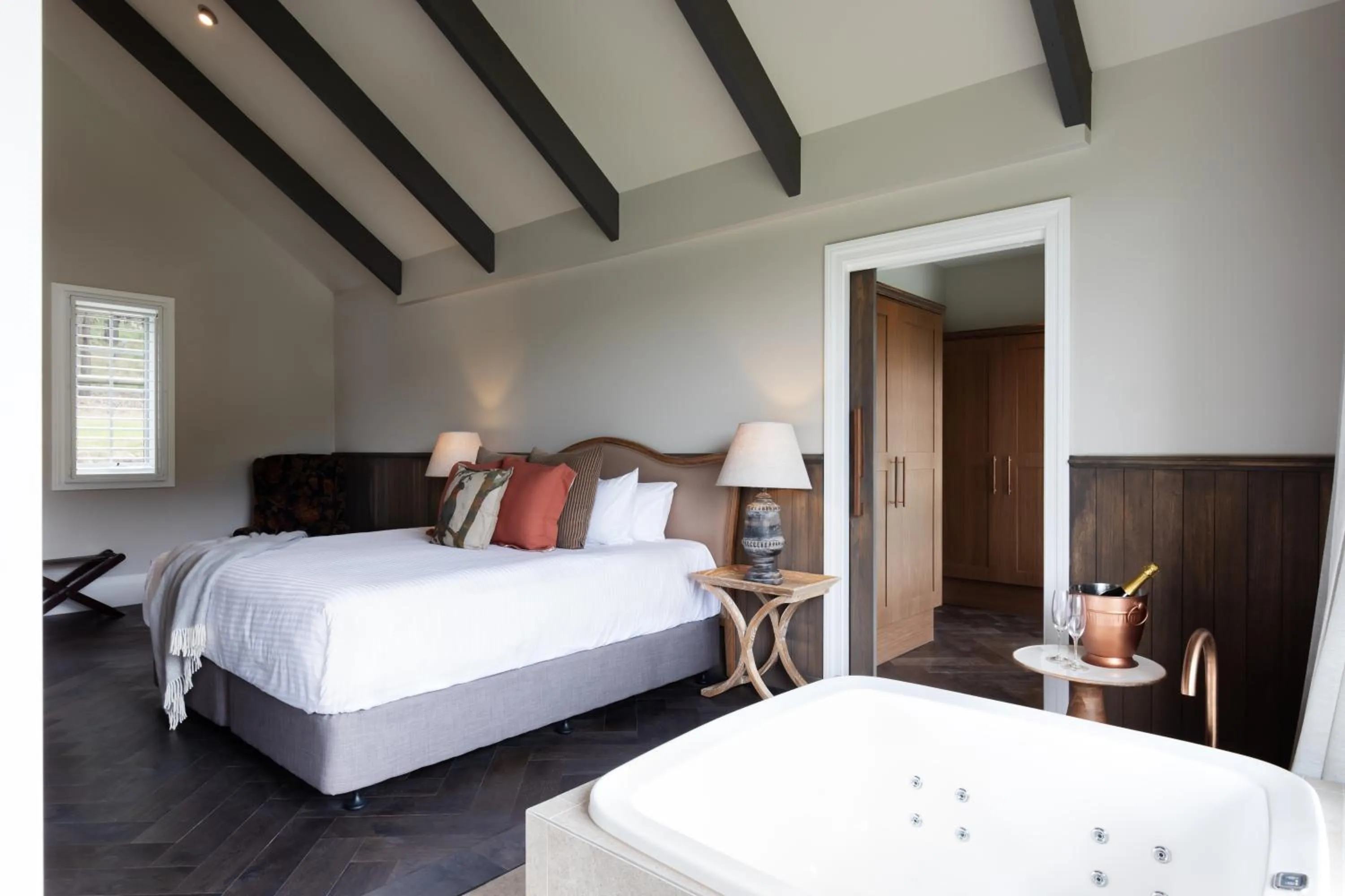 Bedroom, Bed in Brokenback Views Country Estate Hunter Valley