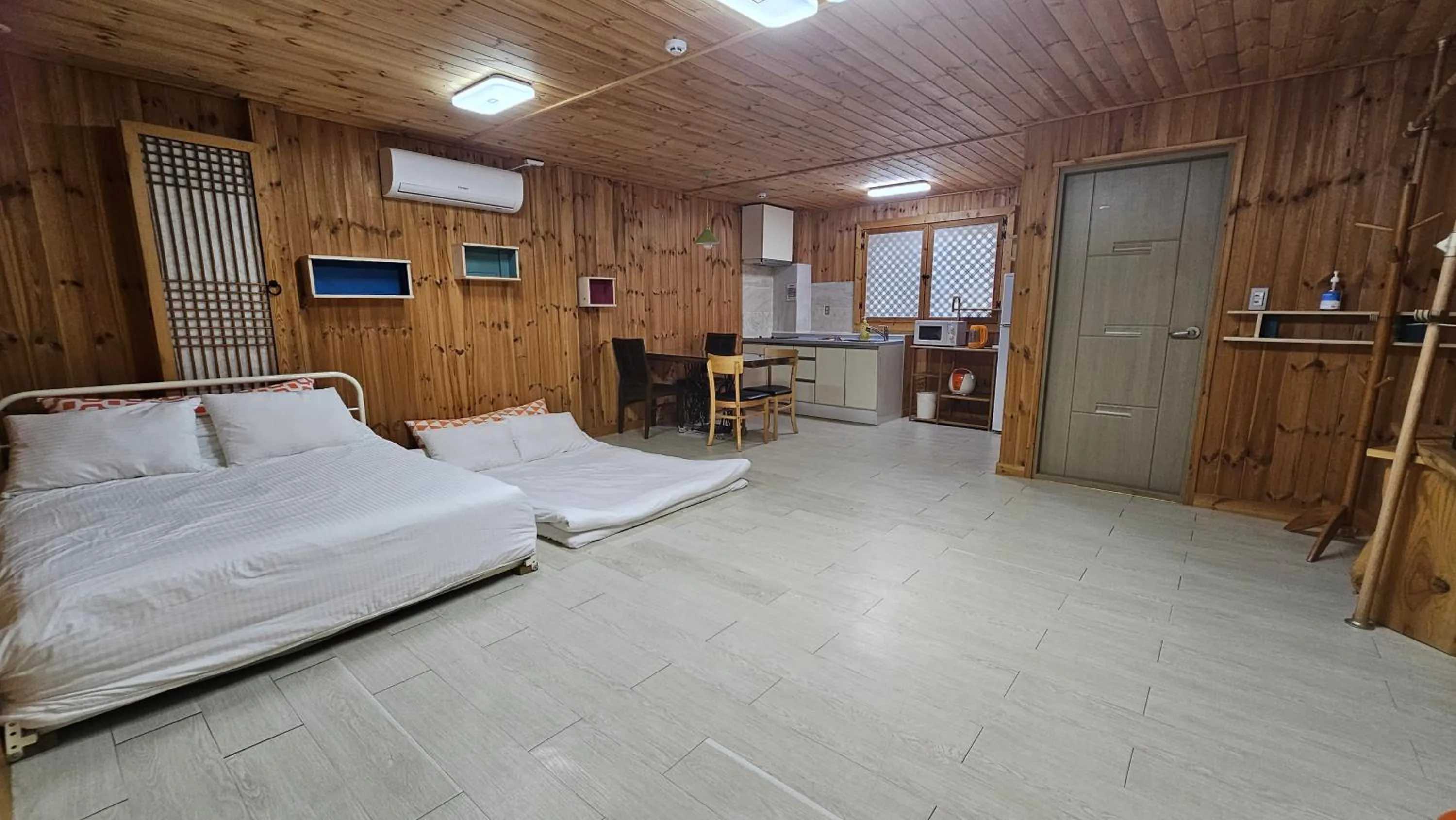 Bed in Jeju Best Hill