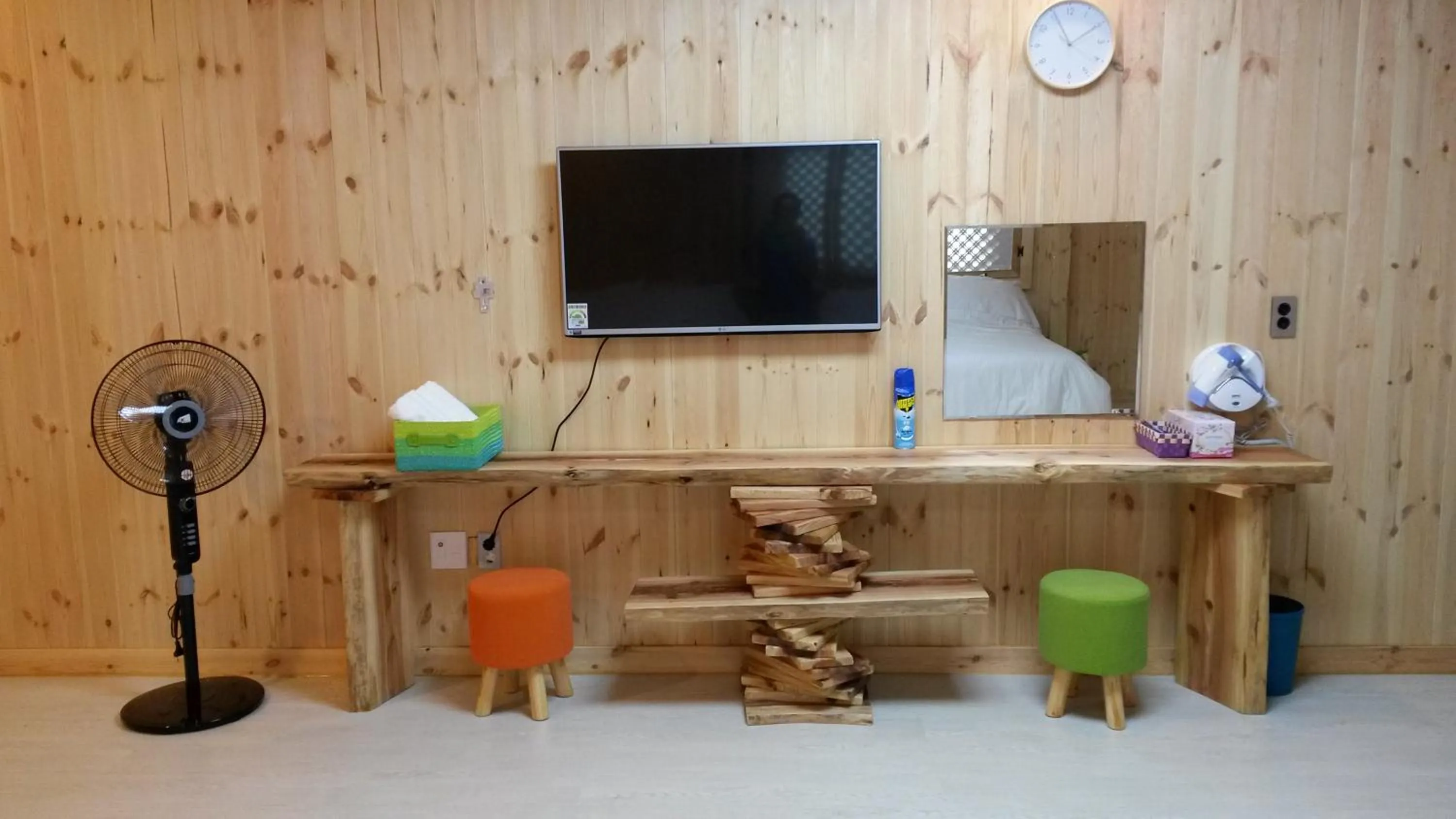 TV and multimedia in Jeju Best Hill