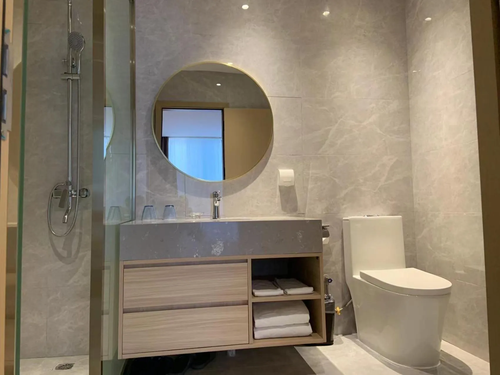 Toilet in Guangzhou Fangyuan Hotel