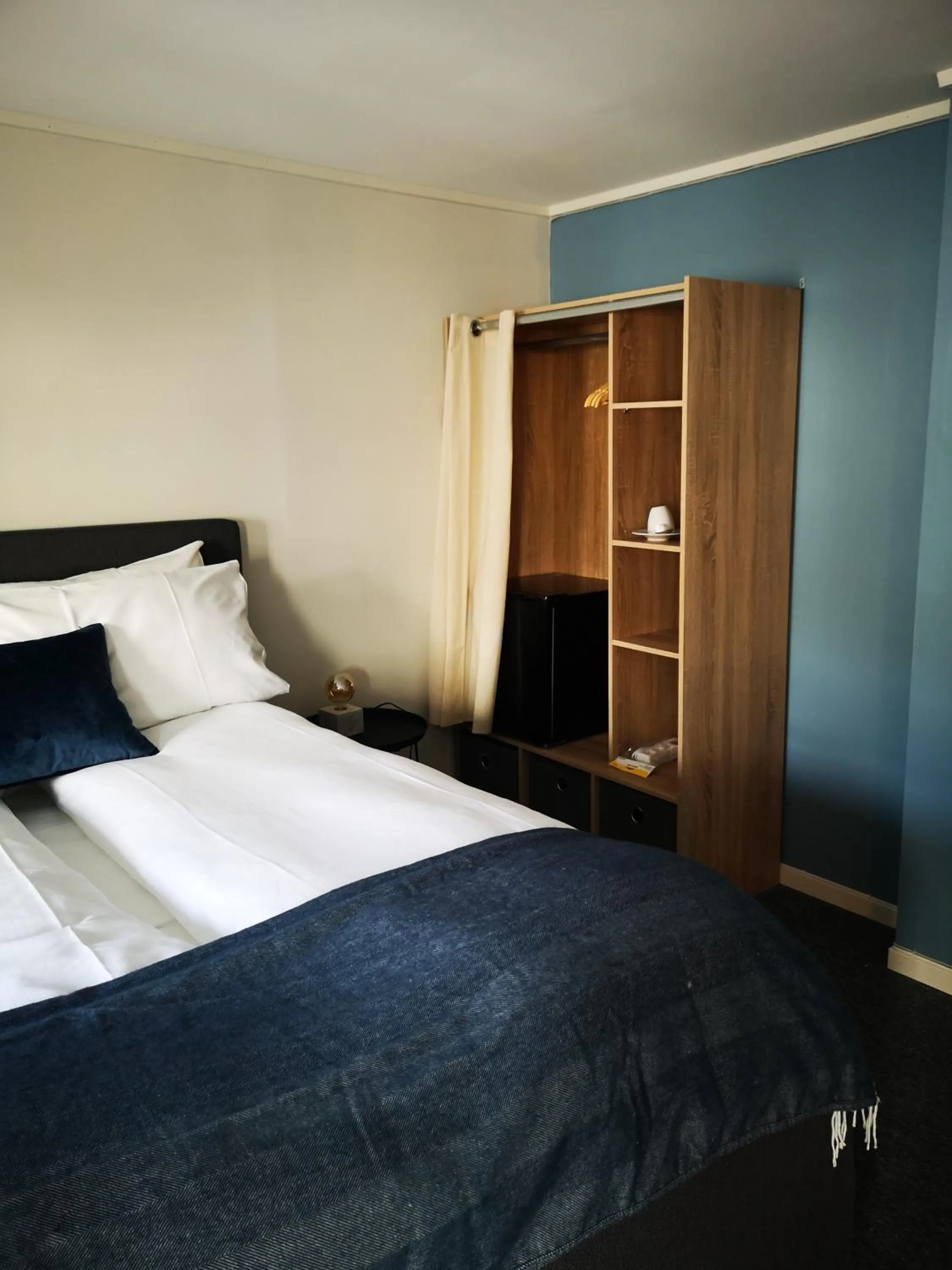 Bed in Henningsvær Guesthouse