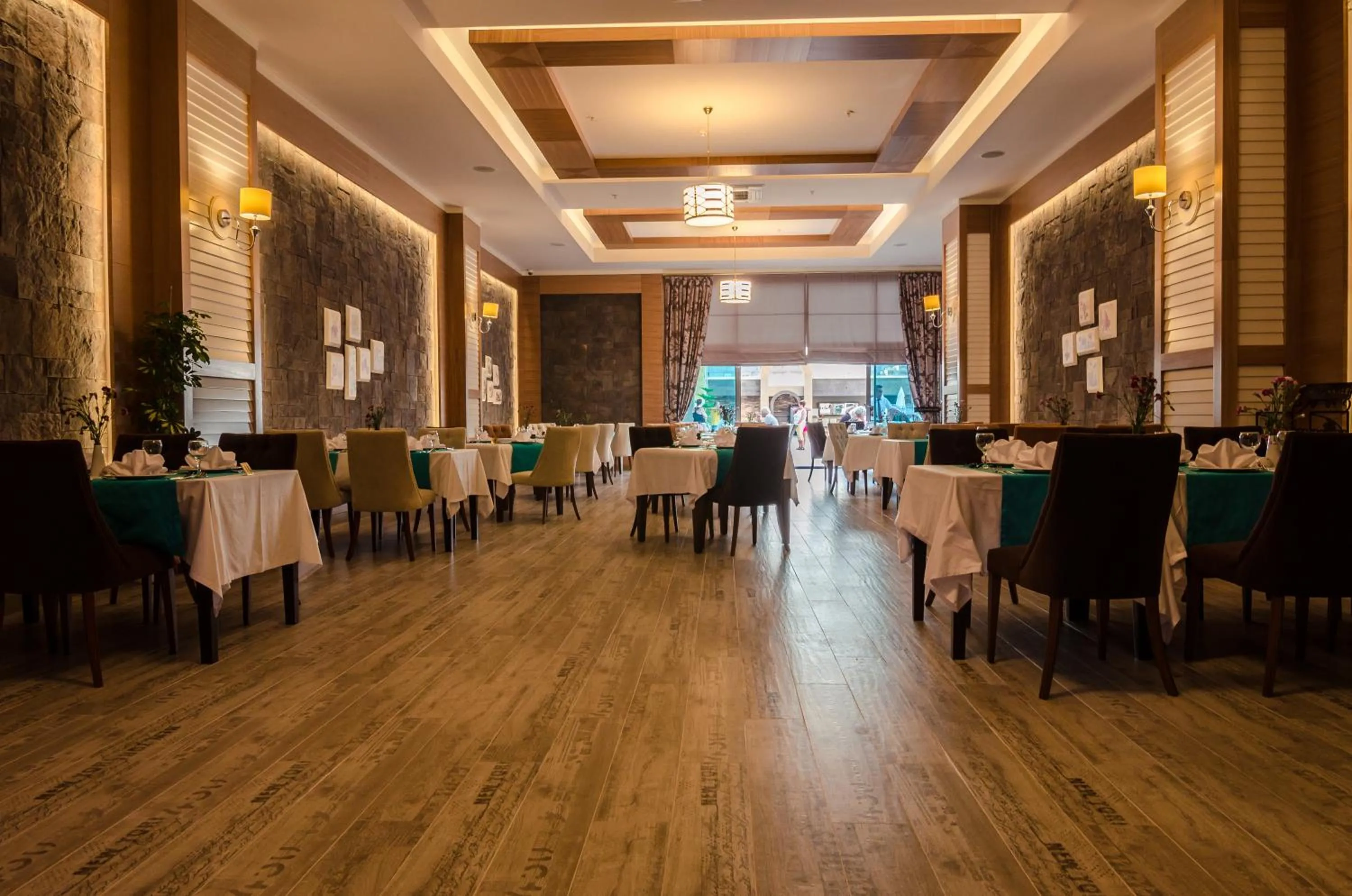 Restaurant/places to eat in The Lumos Deluxe Resort Hotel & Spa