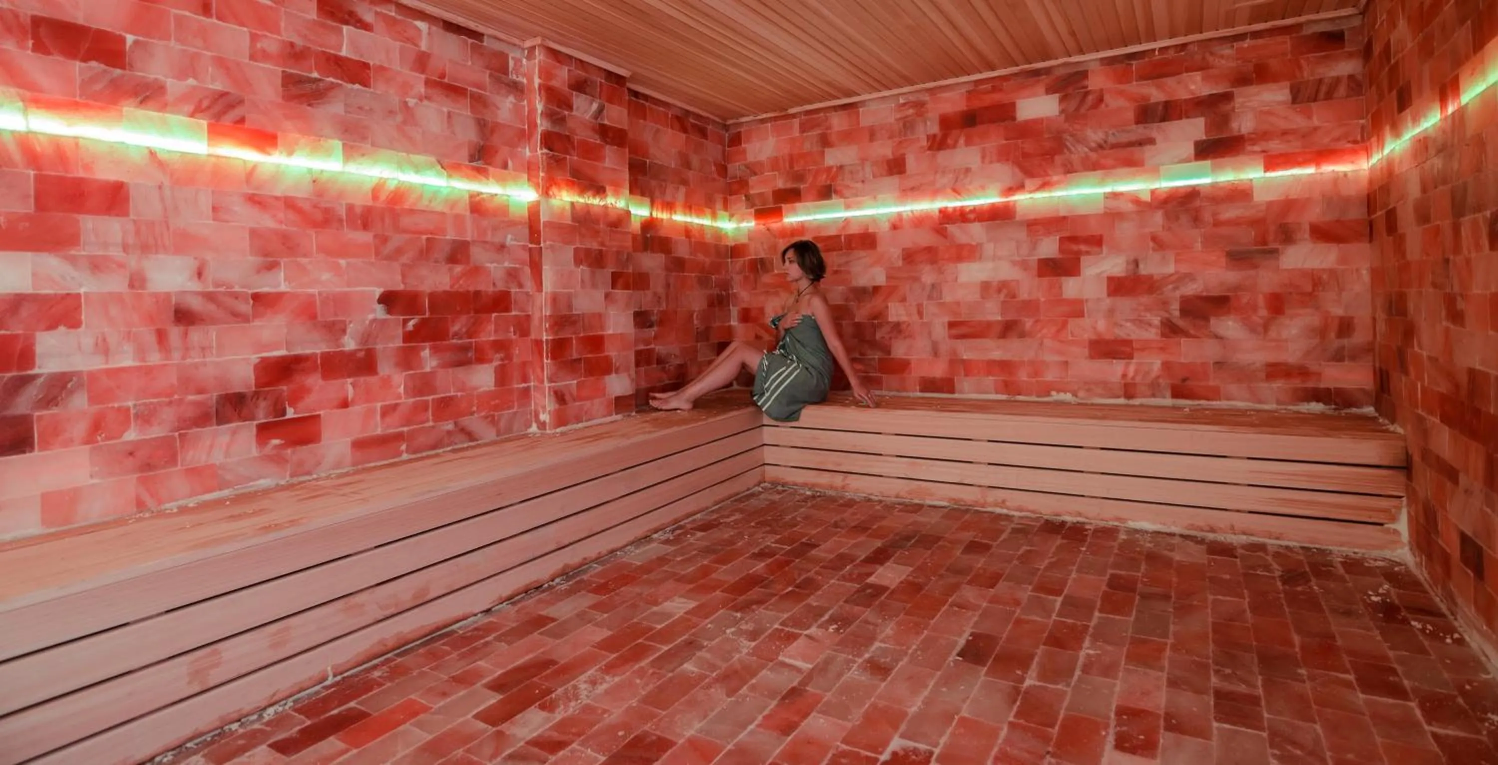 Sauna in The Lumos Deluxe Resort Hotel & Spa