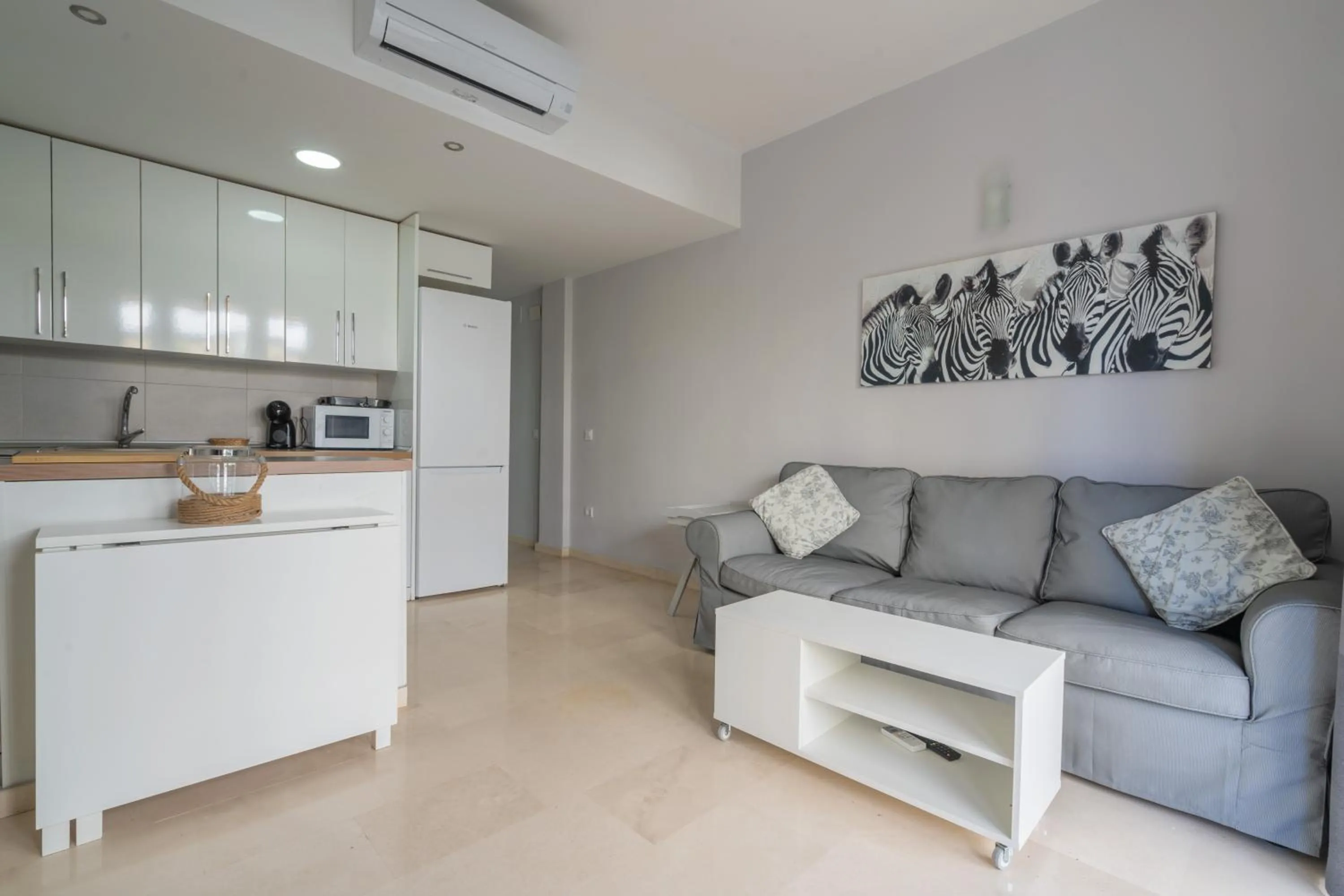 Seating area in Apartamentos Castillo by Sur Suites