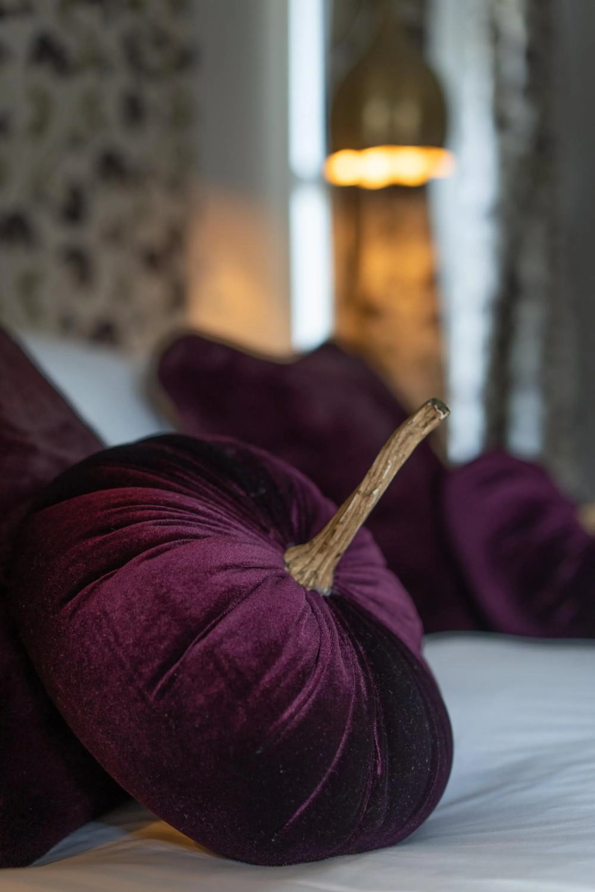 Bedroom, Bed in Welbeck Manor and Golf