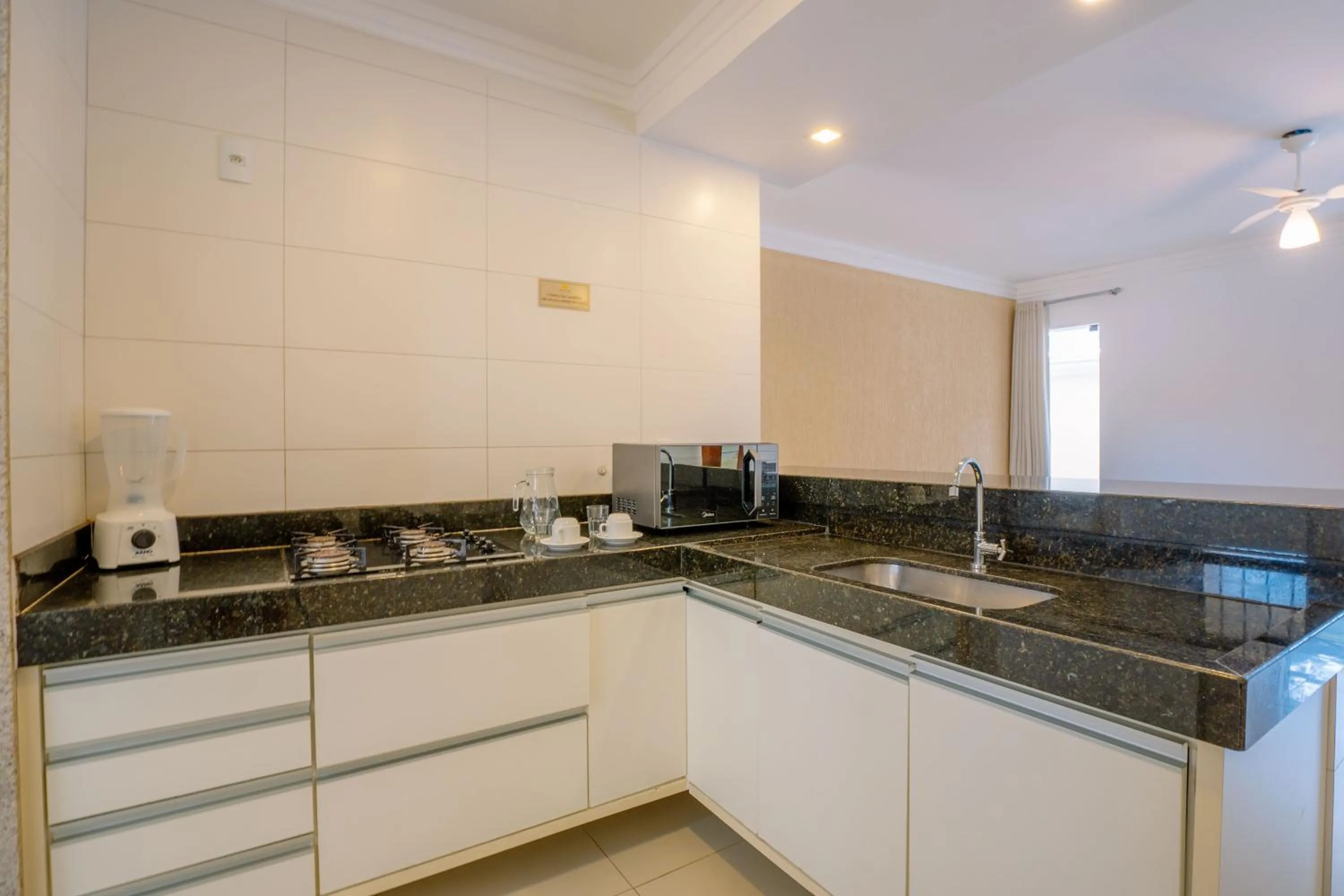 kitchen in Portal Ville - Rede Soberano