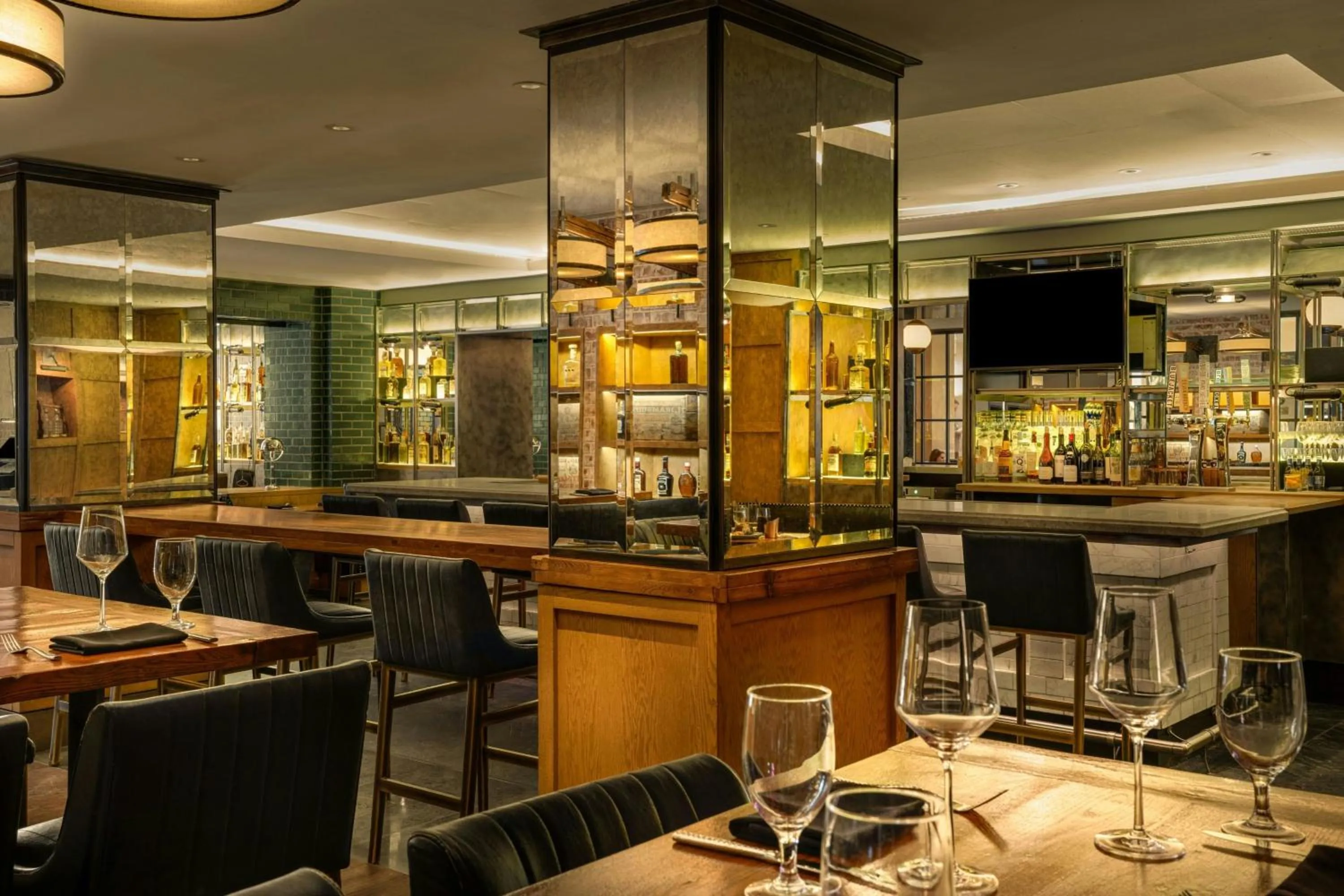 Lounge or bar in Marriott Vacation Club® at the Mayflower, Washington, D.C. 