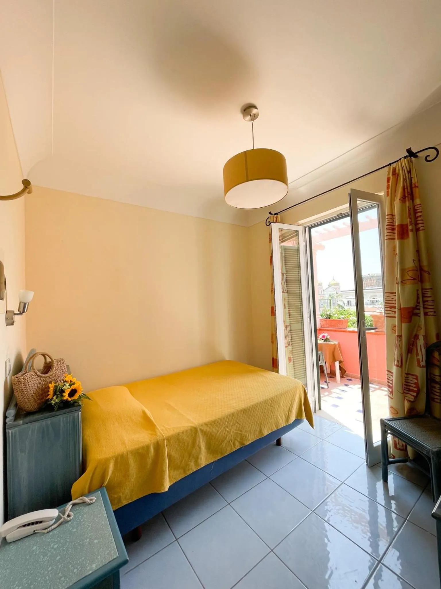 Bed in Hotel Terme Zi Carmela