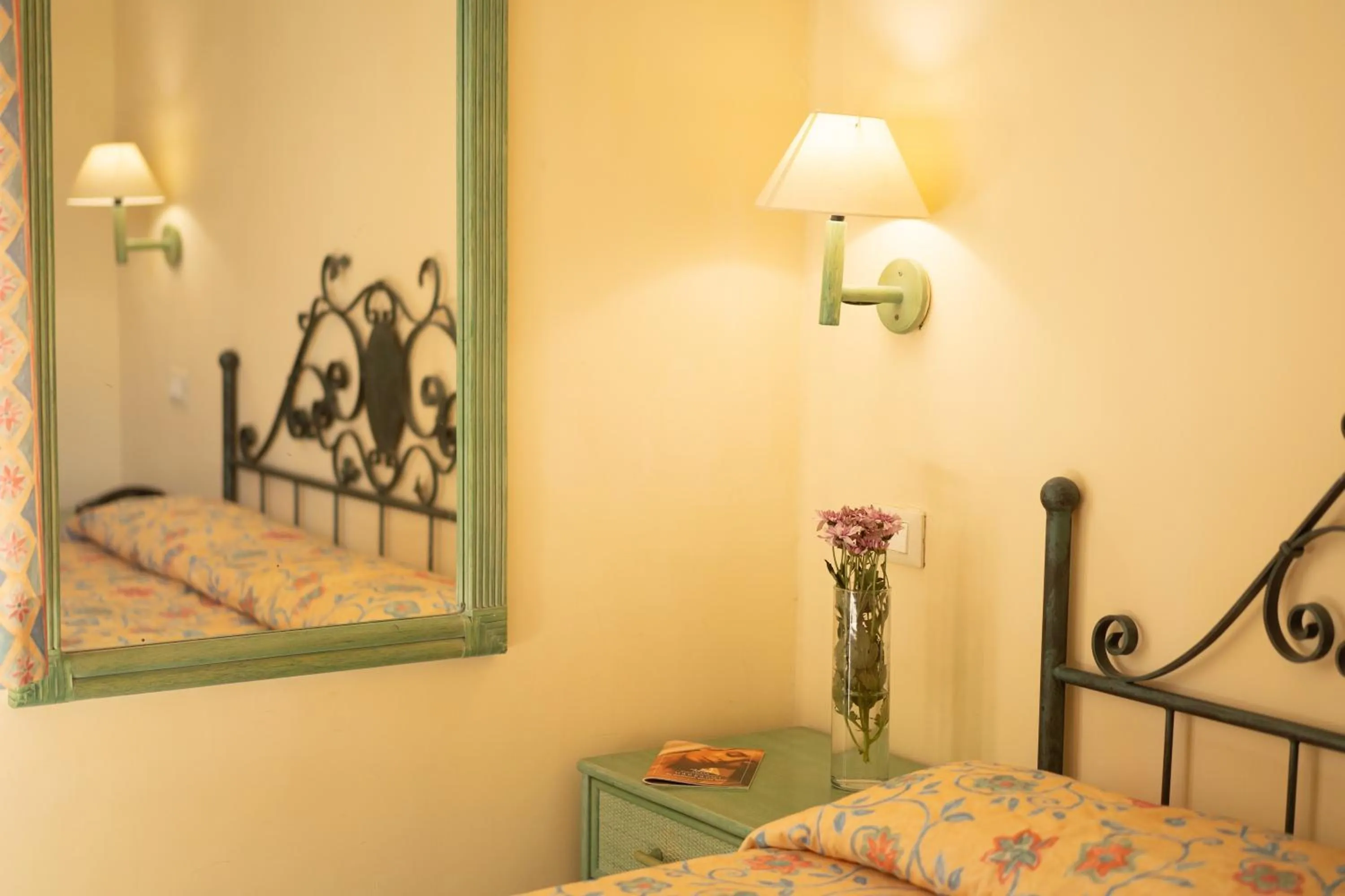 Bed in Hotel Terme Zi Carmela