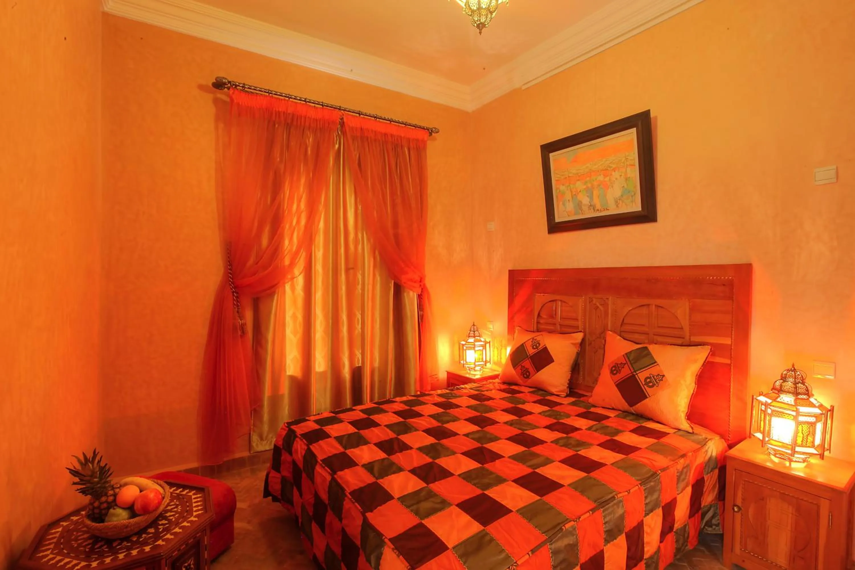 Photo of the whole room, Bed in Dar Tasnime