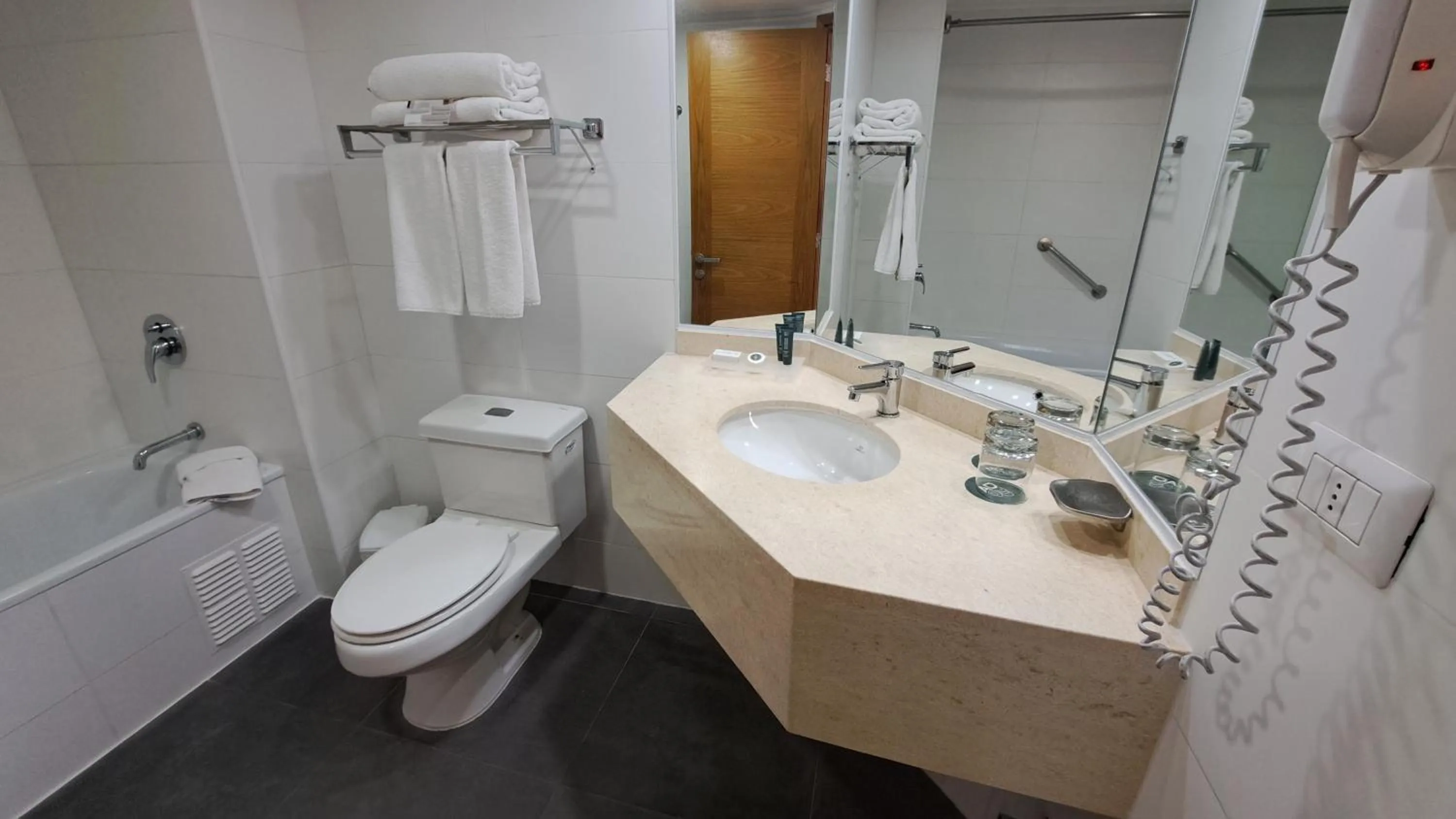 Bathroom in Hotel Diego de Almagro La Serena