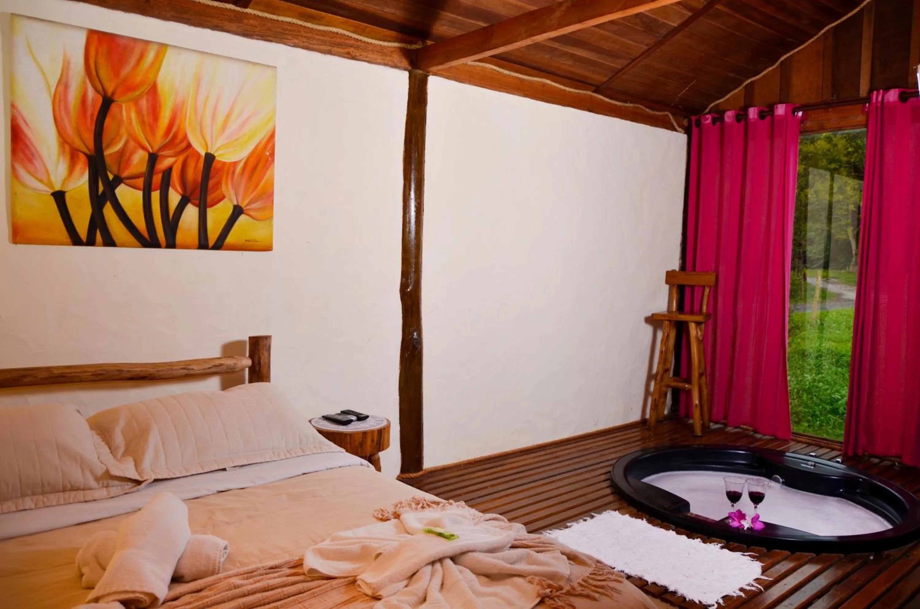 Photo of the whole room, Bed in Pousada Silvestre