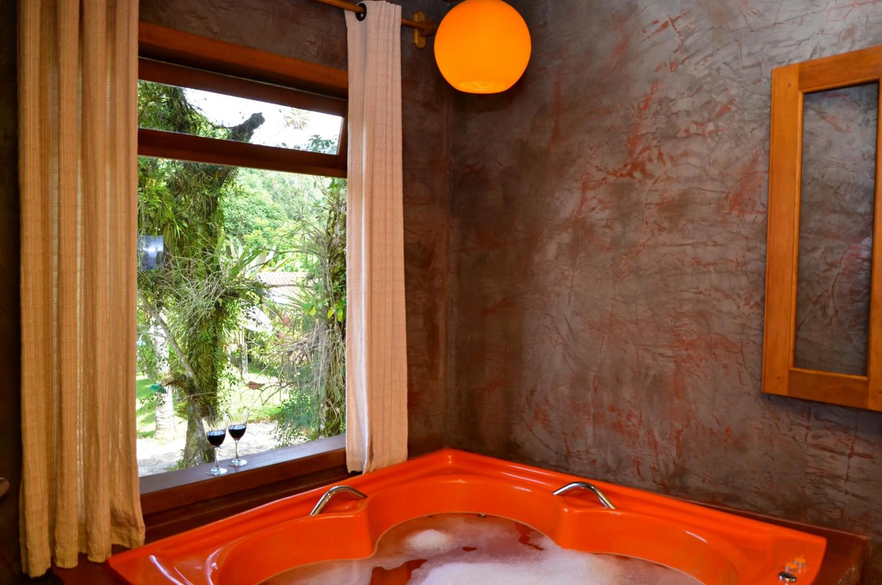 Photo of the whole room, Bed in Pousada Silvestre