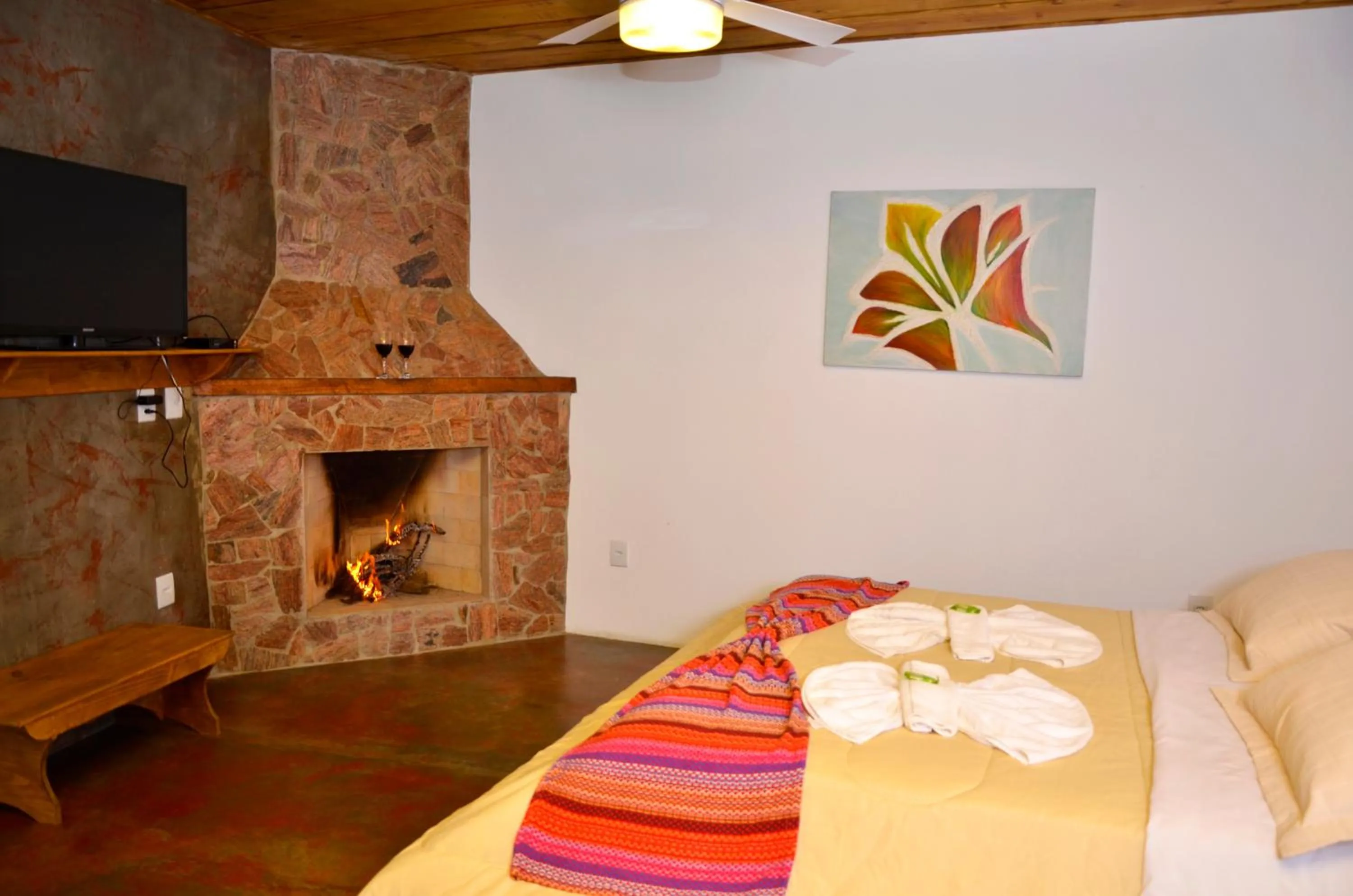 Photo of the whole room, Bed in Pousada Silvestre