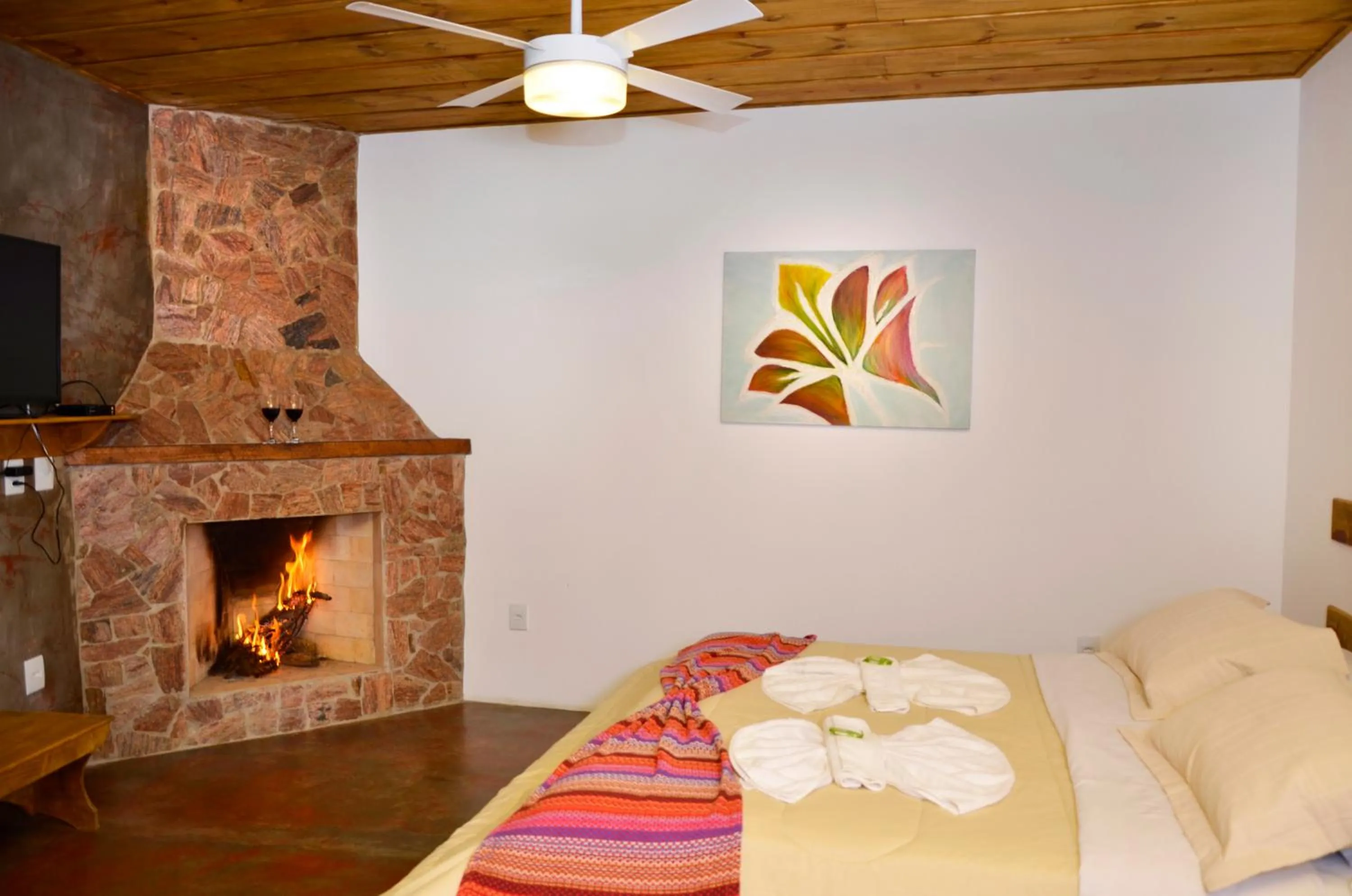 Photo of the whole room, Bed in Pousada Silvestre