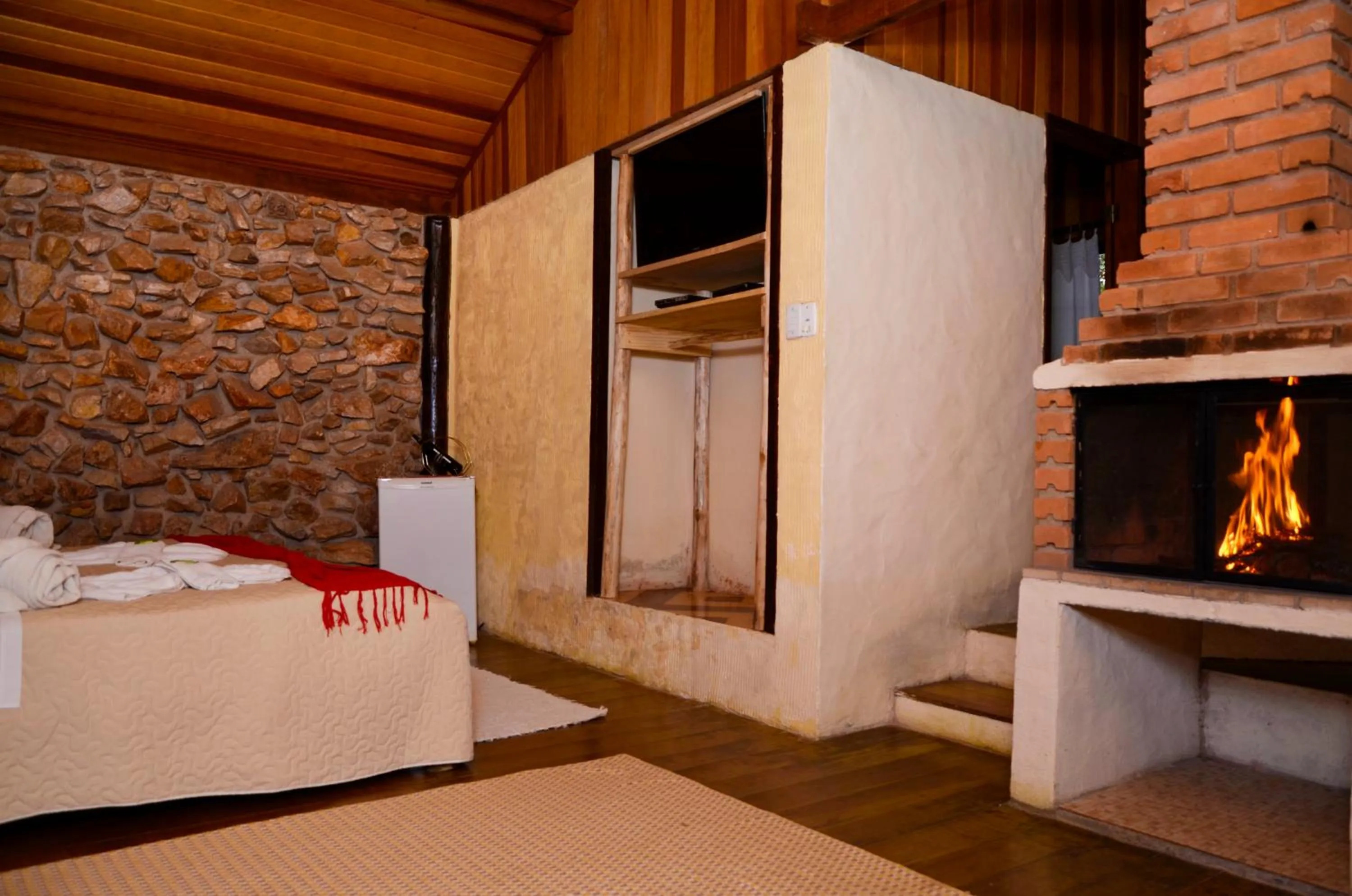 Photo of the whole room, Bed in Pousada Silvestre