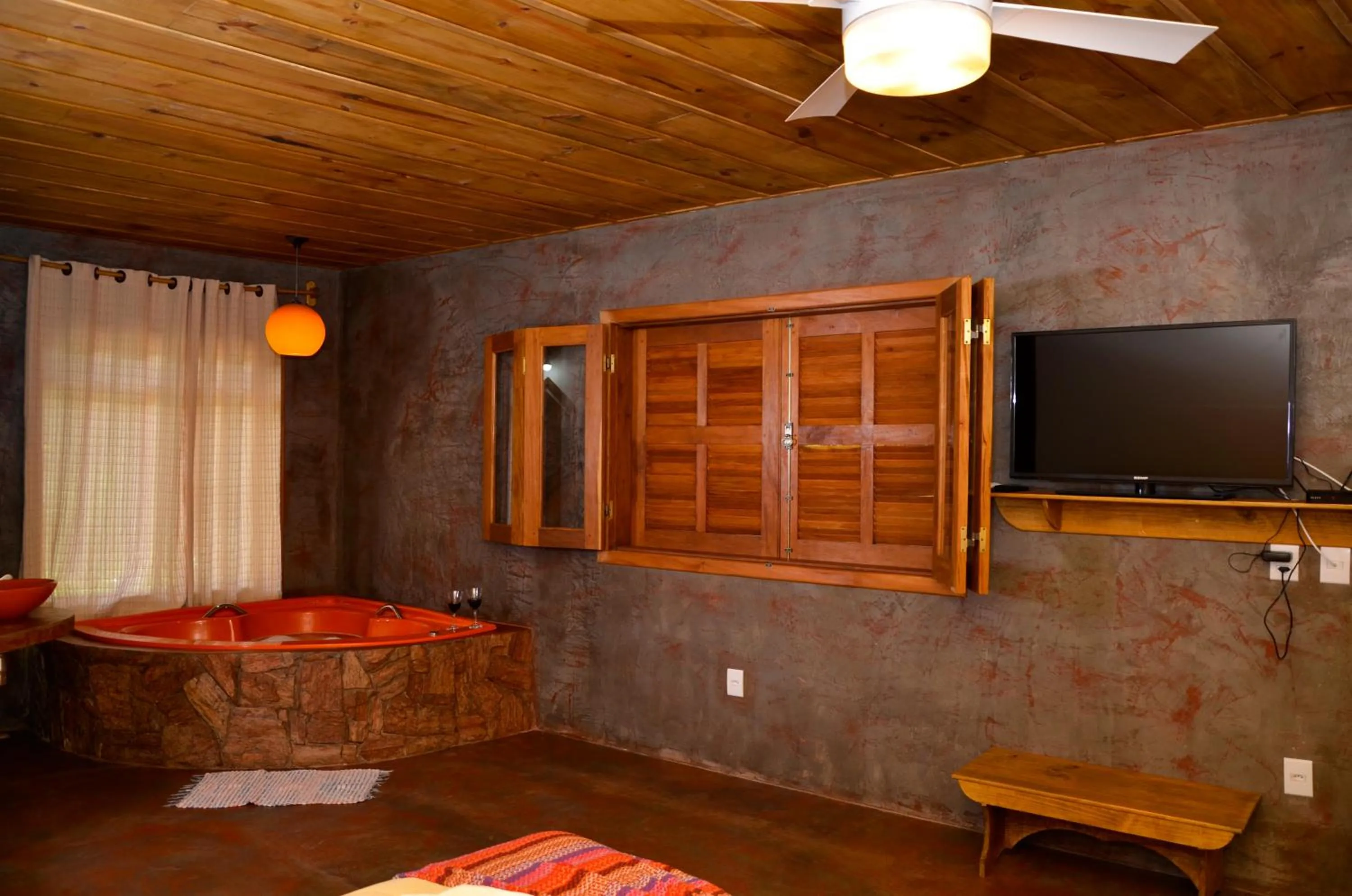 Photo of the whole room, Bed in Pousada Silvestre