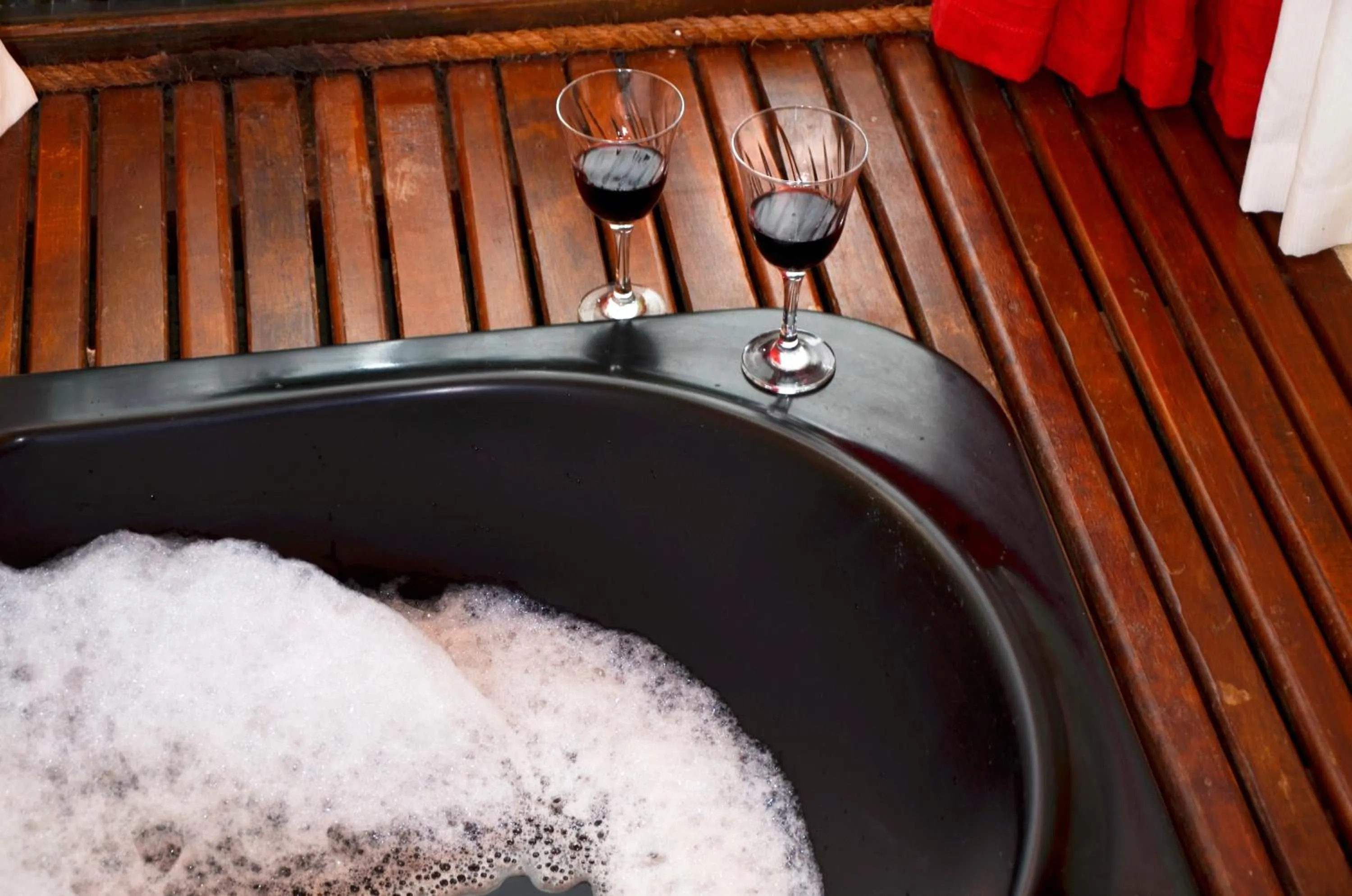 Hot Tub in Pousada Silvestre