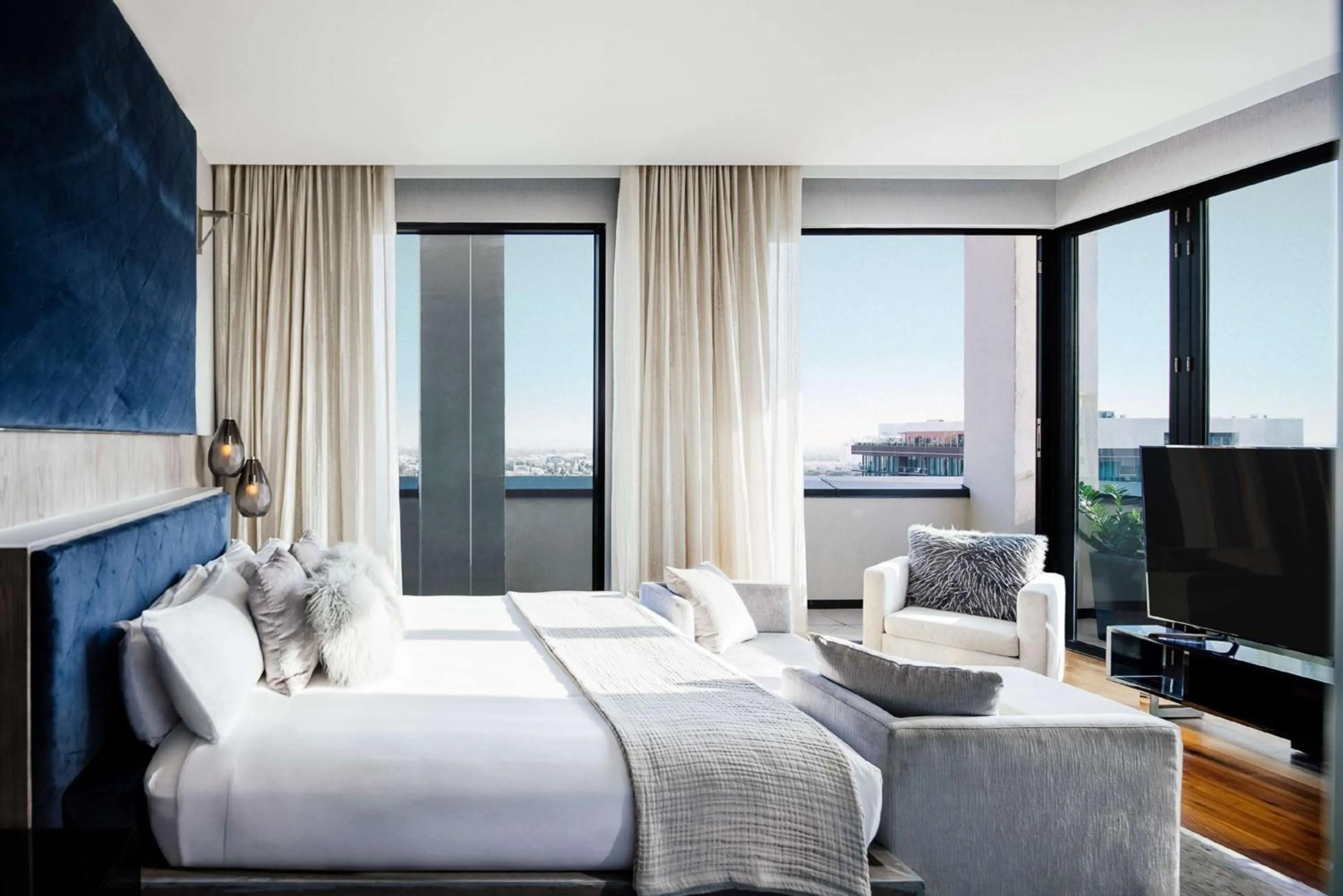 Photo of the whole room, Bed in Dream Hollywood, by Hyatt